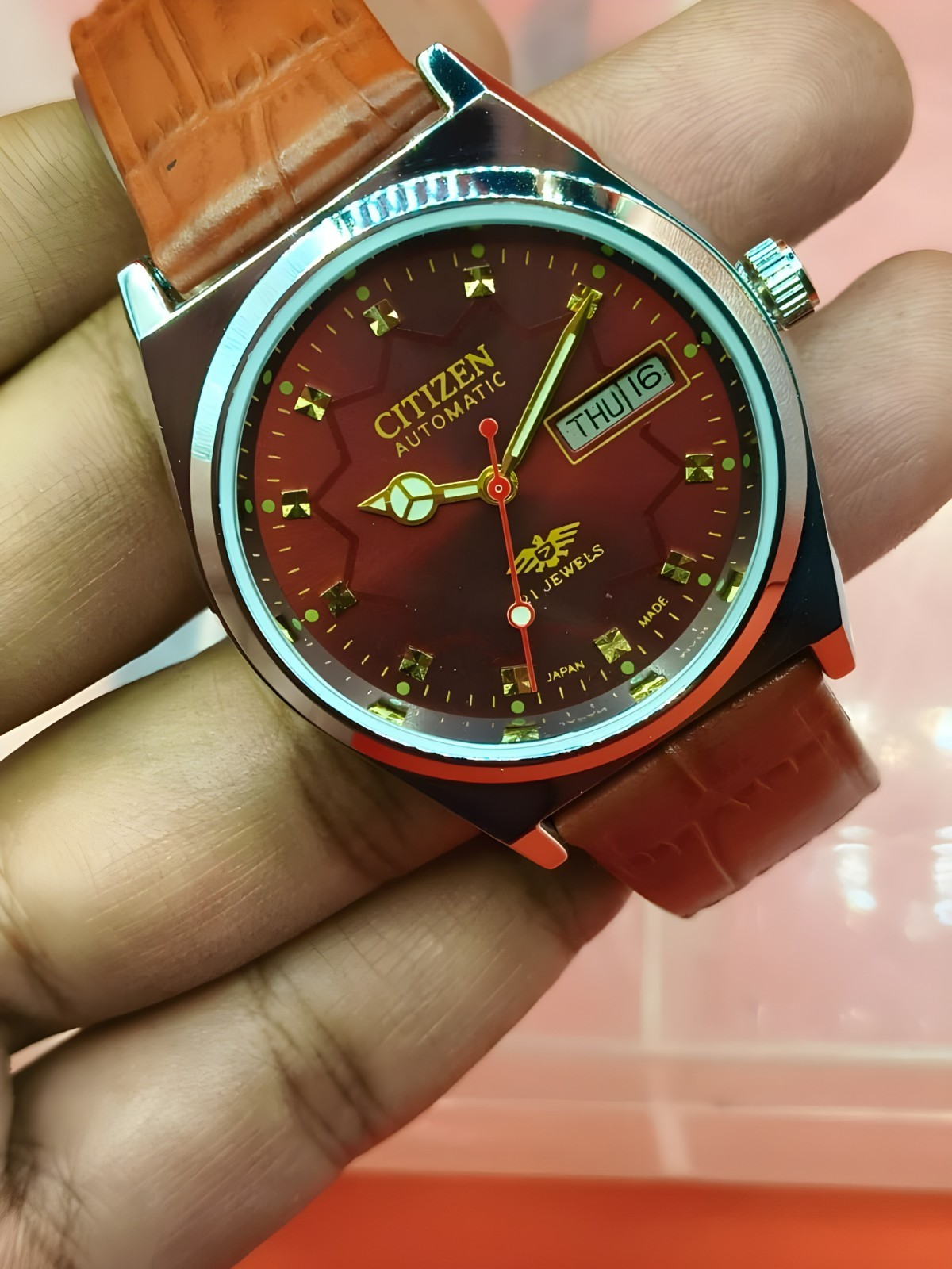 Automatic 8200 21Jewels Restored Dial Red DayDate Mens Japan Watch Vintage 36