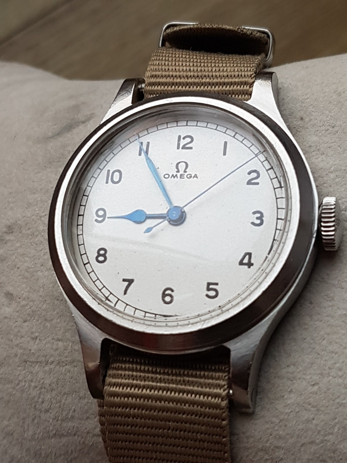 Omega British military Air Ministry 6B/159 RAF watch 56, issued Pilot watch