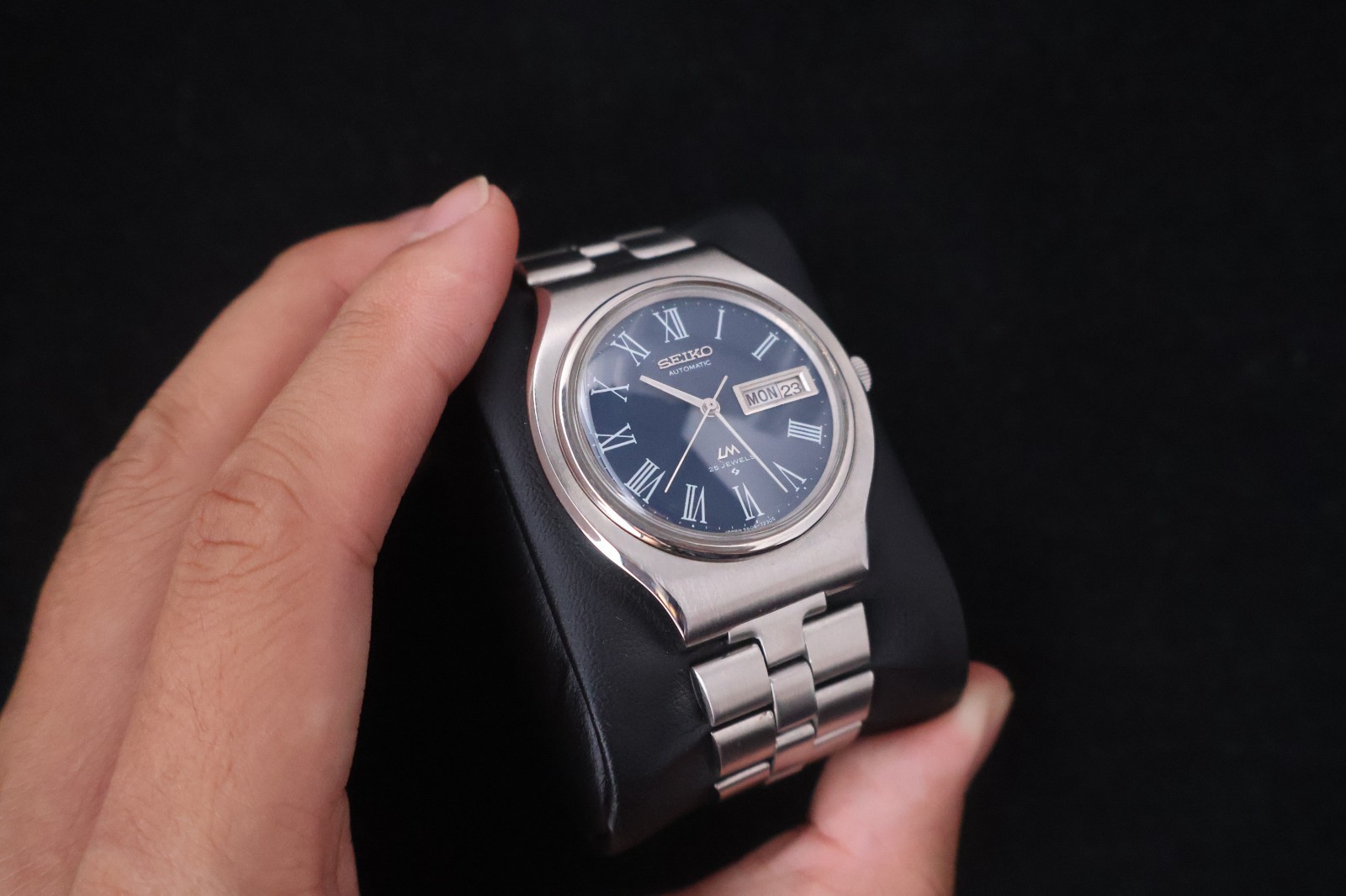 [Serviced] Rare Vintage 1971 Seiko Lord Matic LM Blue Roman 23 Jewels 5606-7120