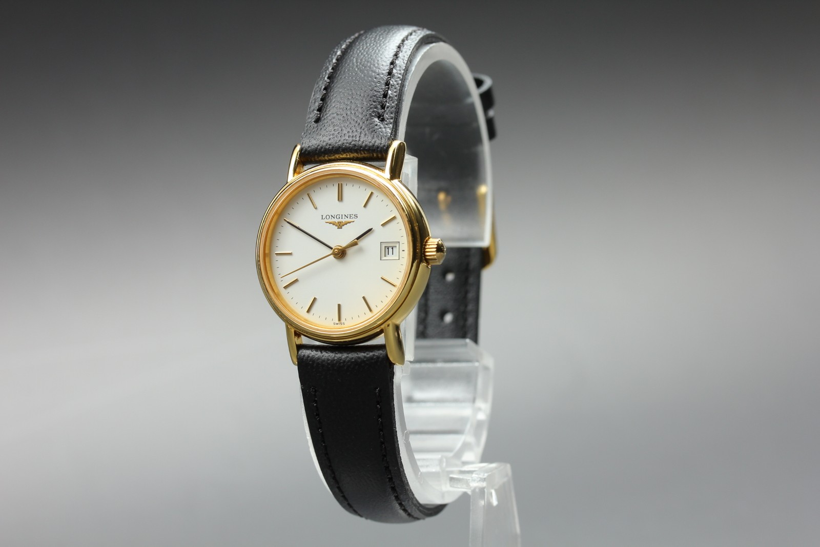 Longines L4.220.2 24mm Women’s Watch White Dial Date Quartz [Near MINT]