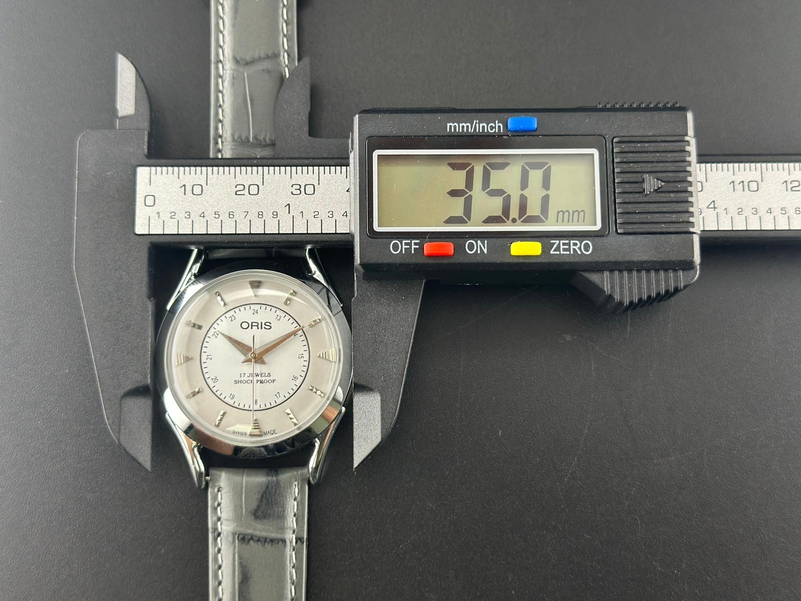 Vintage ORIS Swiss Hand-Wind Classic Mechanical Collectible Men’s Wrist Watch