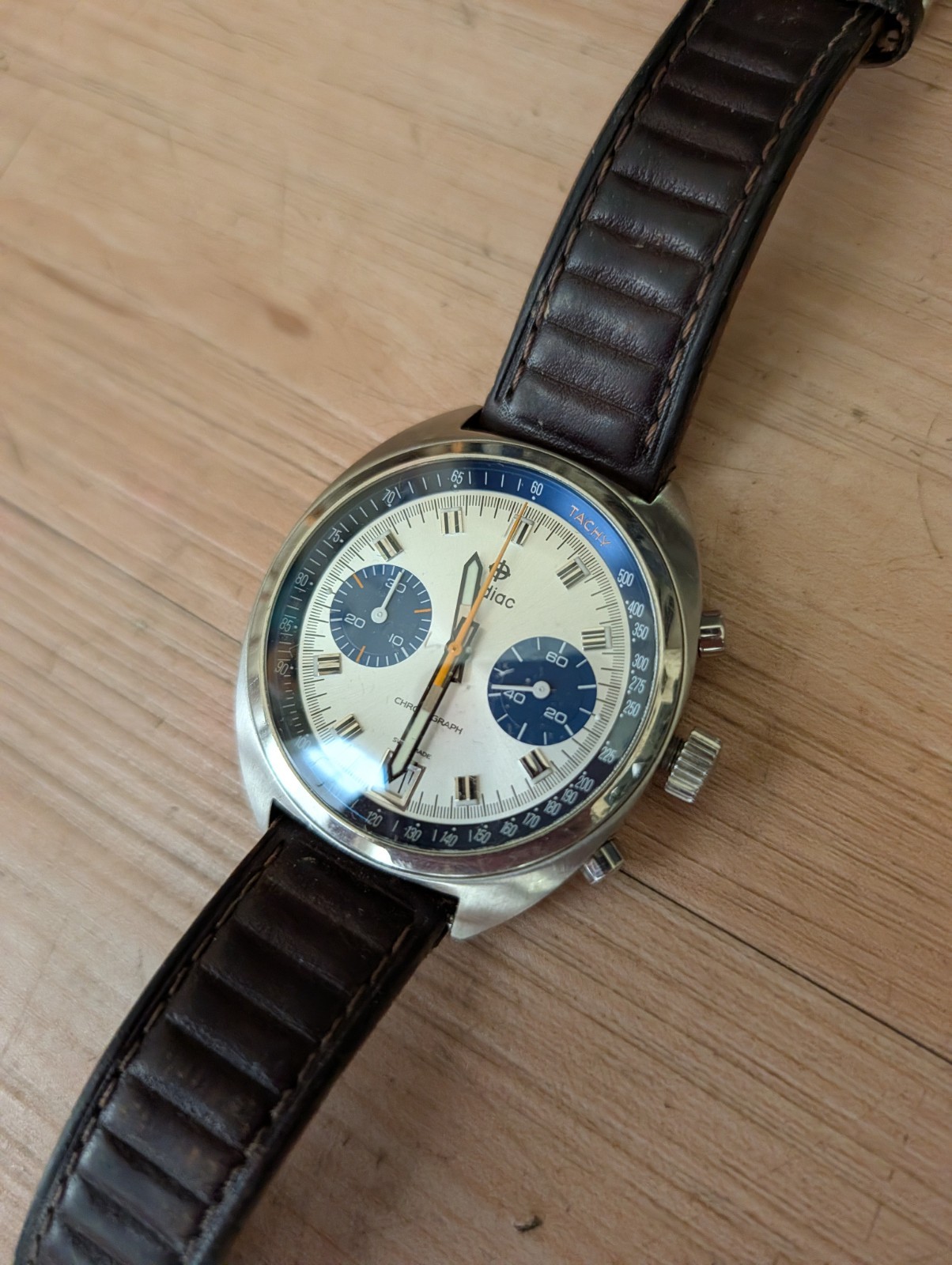 Zodiac Grandrally Chronograph ZO9604 Silver Blue Quartz Watch – New Battery