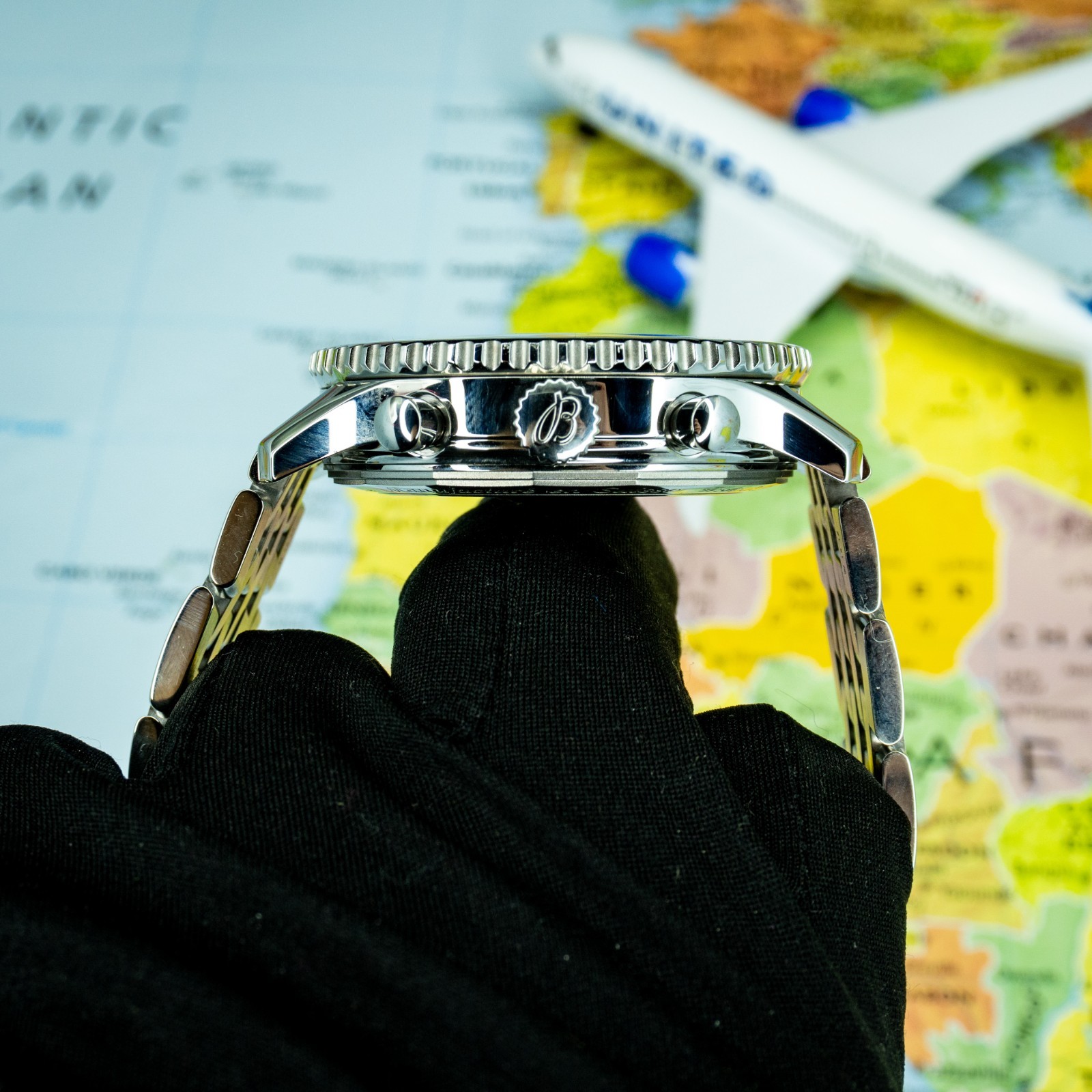 Breitling Navitimer 01 | Ref AB012721/C889 | 46 | Aurora Blue | Steel | Full Set