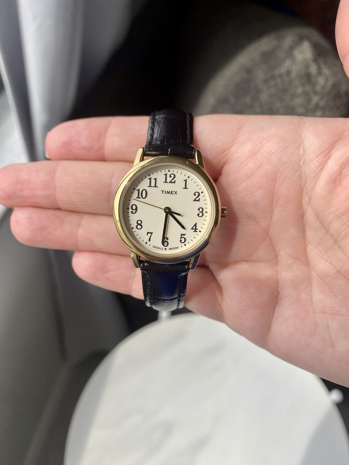 Timex Women’s Gold Tone Watch Leather Strap With Box/ Working /New Battery