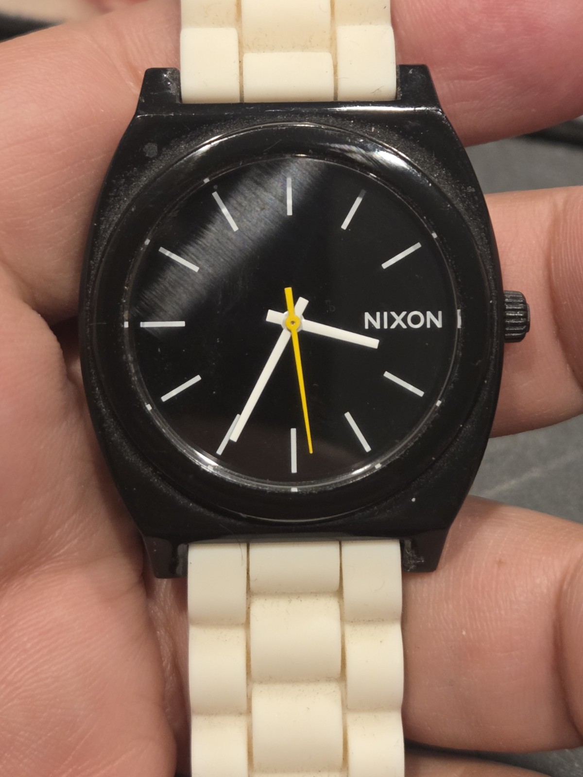 Nixon The Time Teller Quartz Watch Men 100m Black Polycarbonate New Battery C77