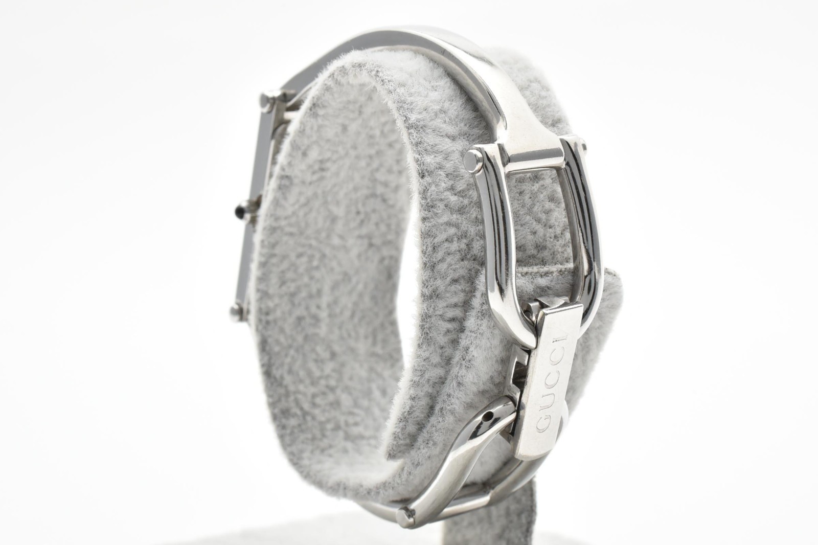 Vintage [N MINT] GUCCI 1500L Silver Pink Shell 12mm Qz Bangle Ladies Watch JAPAN
