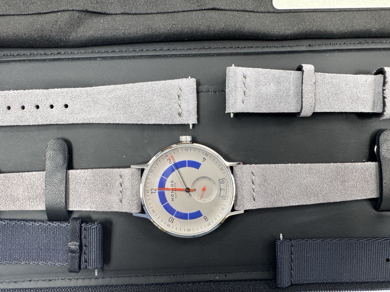 Nomos Autobahn Silver Dial Stainless Steel 41mm Automatic Movement Men’s Watch