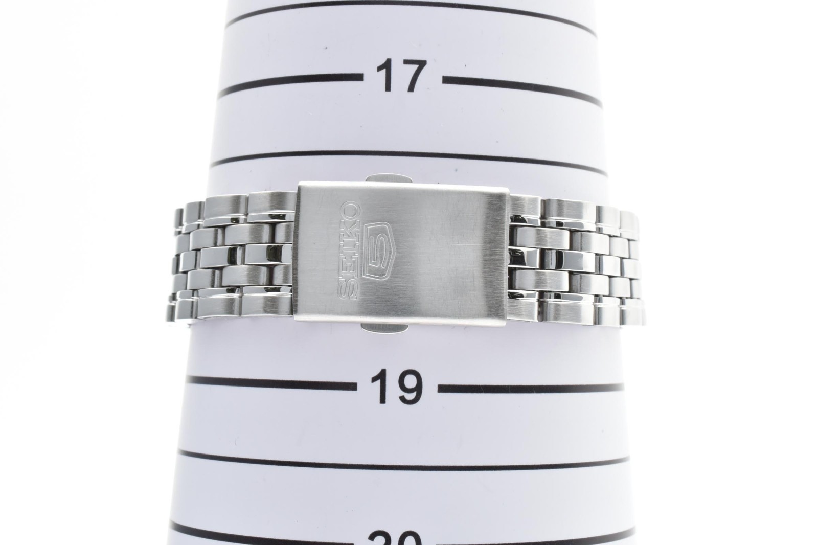 [Exc+5] SEIKO 5 7S26-01V0 Automatic Silver Dial 12/6 Numeral Men’s Watch 18cm