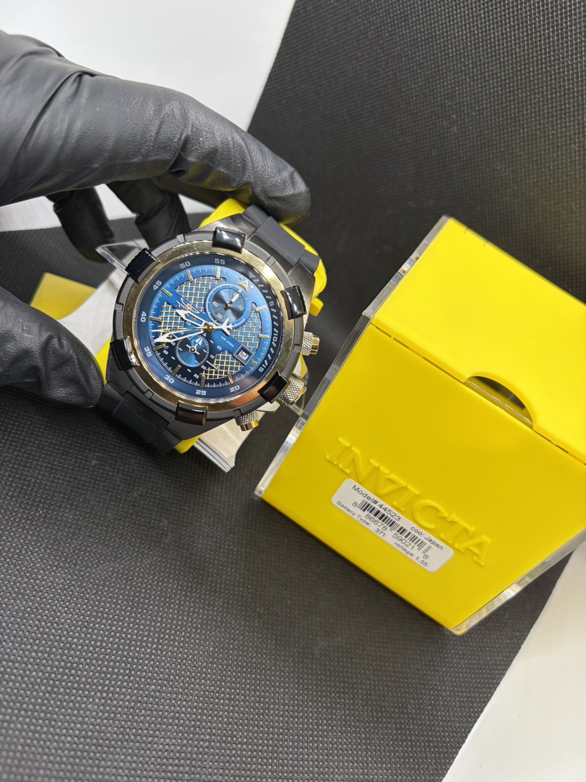 Invicta Aviator 44523 Men’s Chronograph 48mm Blue Gold Dial Black Silicone New