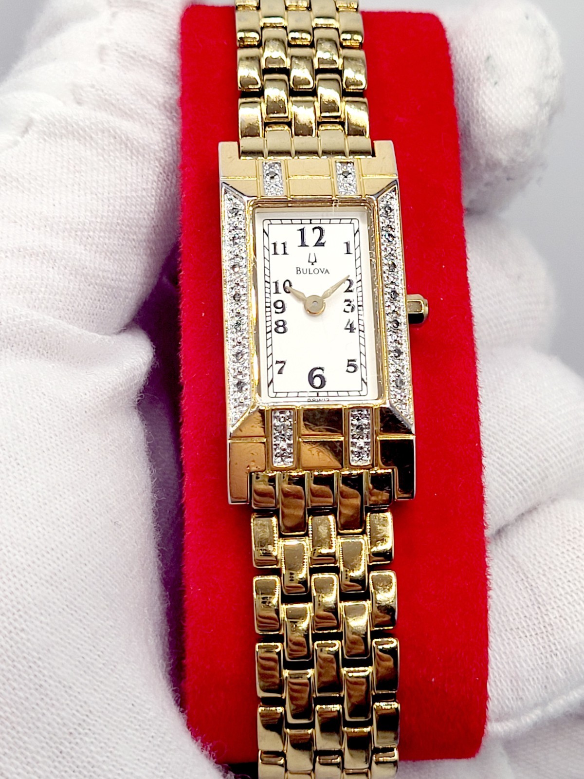 [N.MINT] 16mm Bulova Tank Diamond White Dial Gold Tone Women Watch