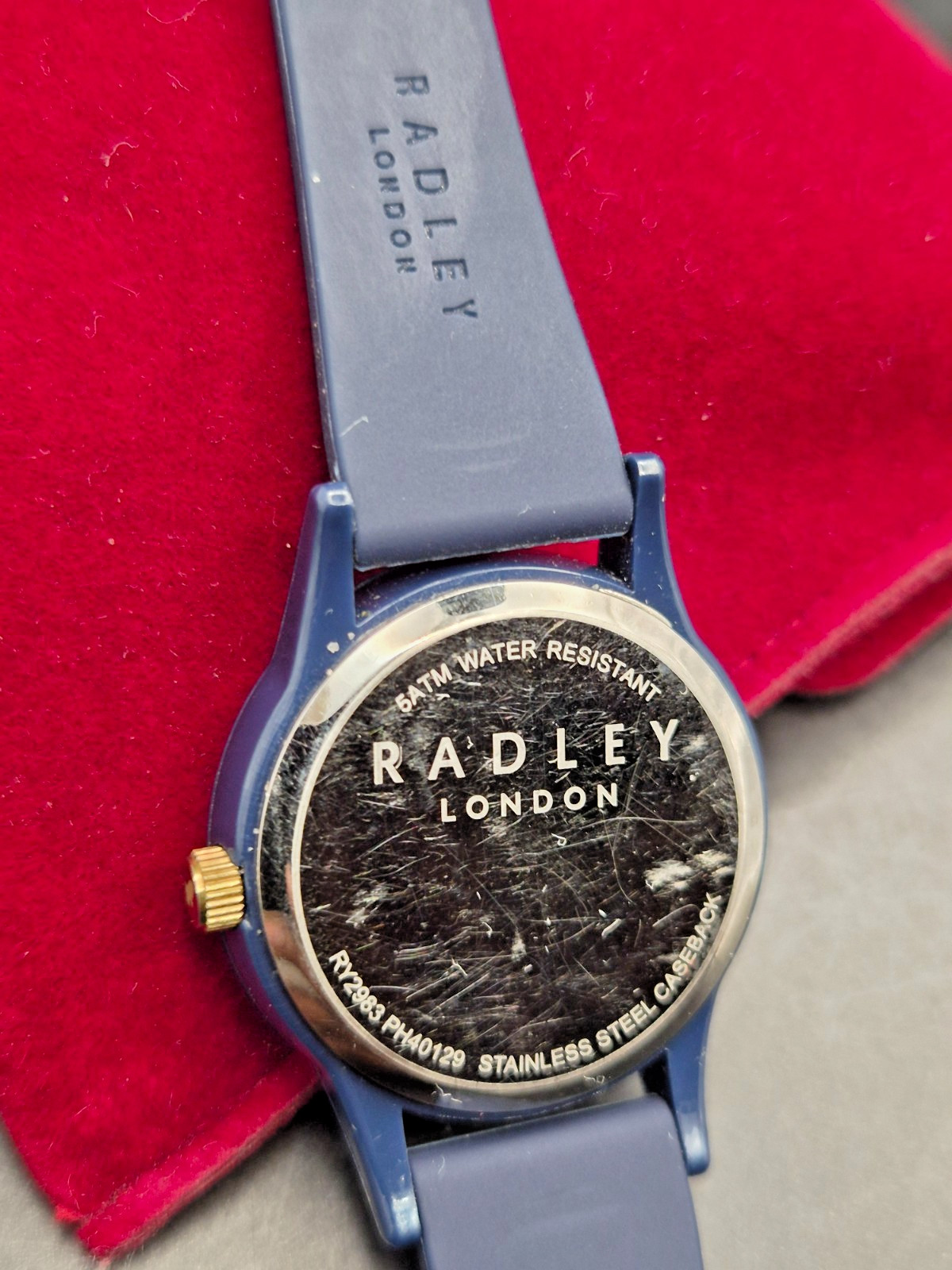RADLEY LONDON Ladies Navy Blue Silicone/Rubber Strap Watch-VGC & Working