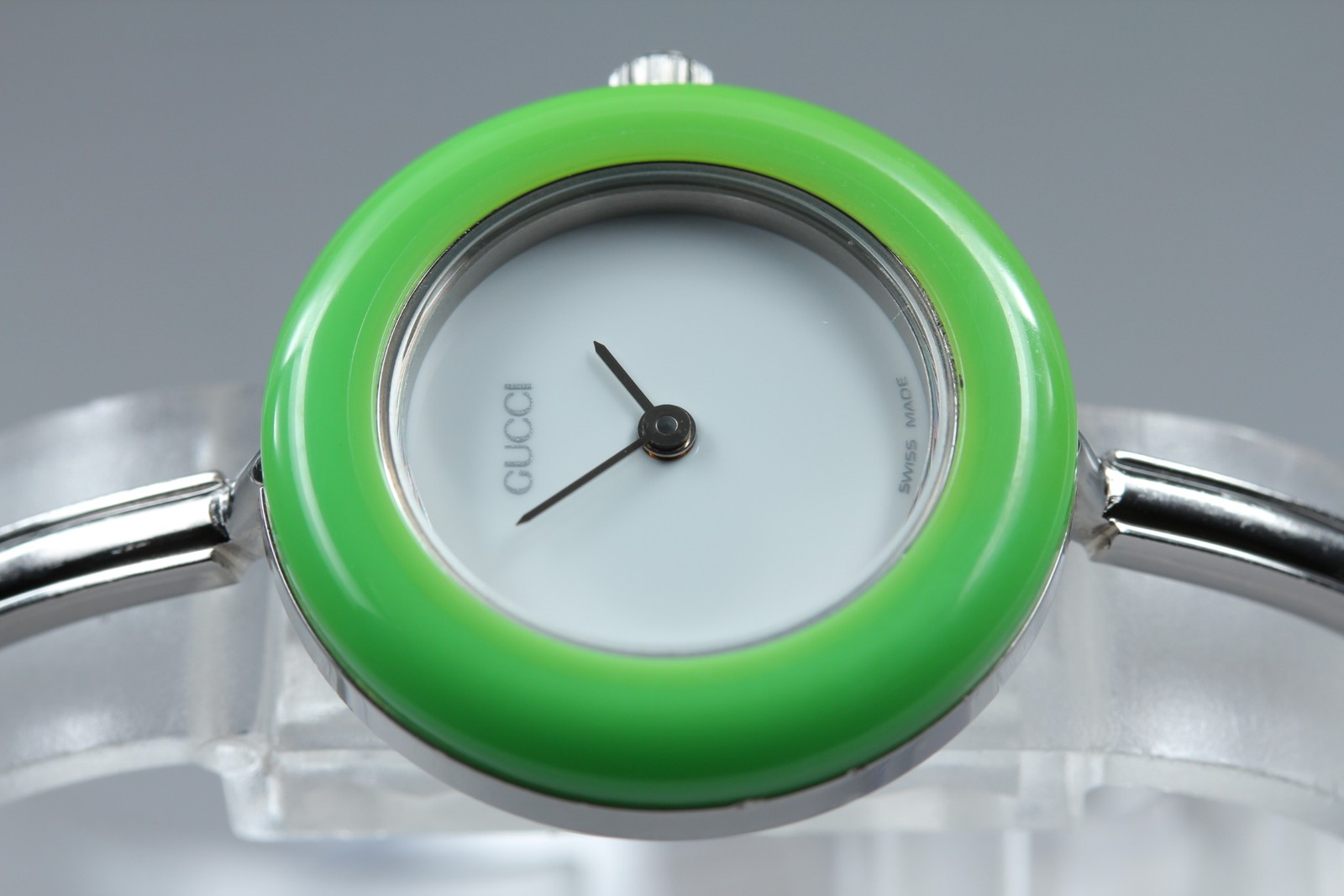 Vintage Gucci Change Bezel 11/12.2L Light Green Bezel Silver Women’s Qz Watch