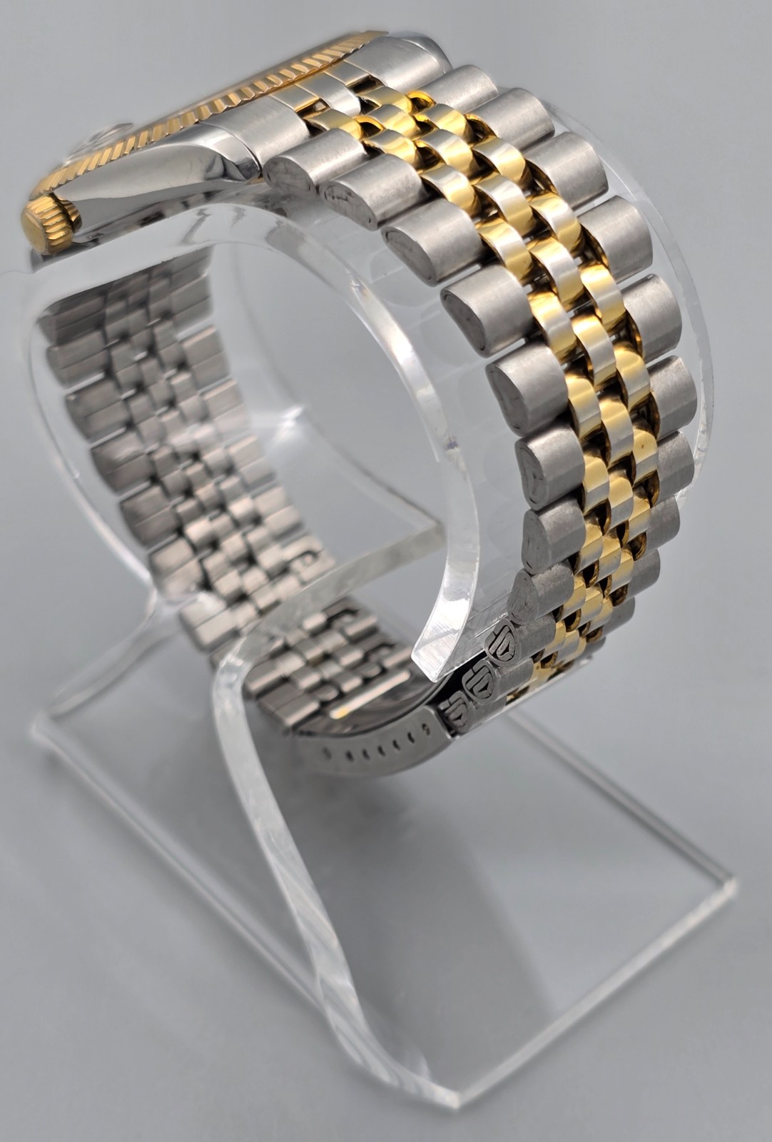 Luxor 35mm Swiss Quartz Men’s Two-Tone Date Watch Roman Dial Jubilee Bracelet