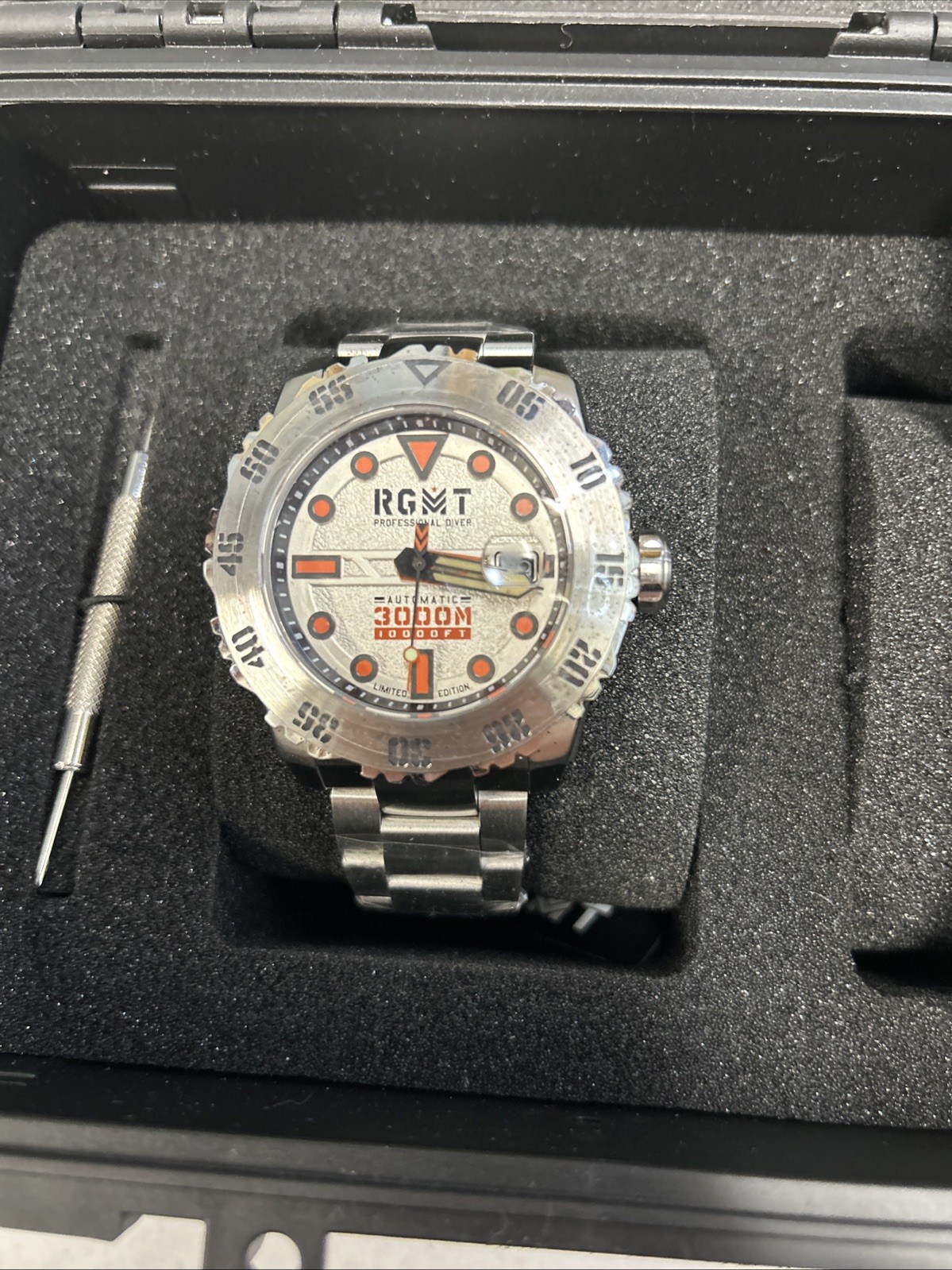RGMT Ohio RG-8034-0B Limited Edition 58/100 Automatic Smokey White