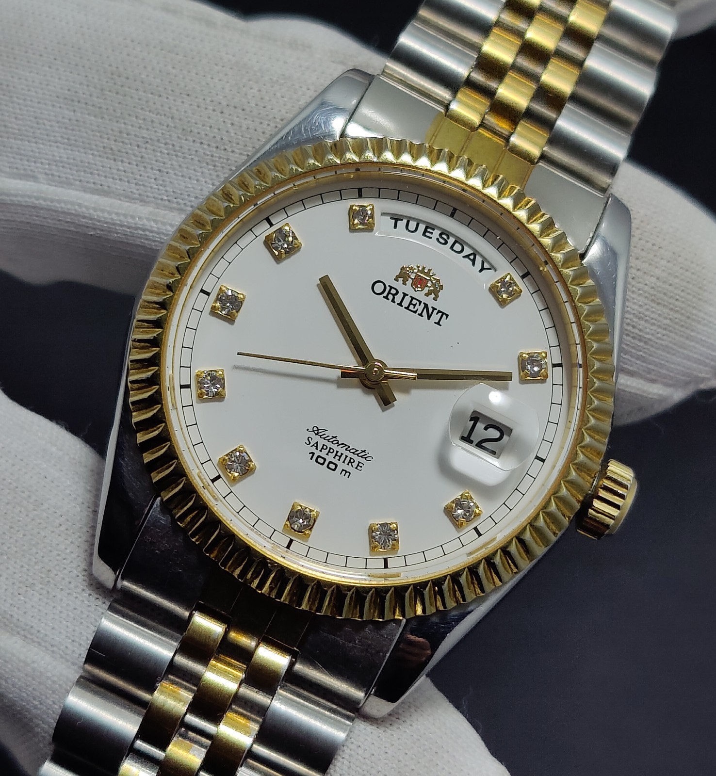 Orient President Automatic Sapphire 100 m Day/Date Japan Men’s Watch EV0J-C0 CS