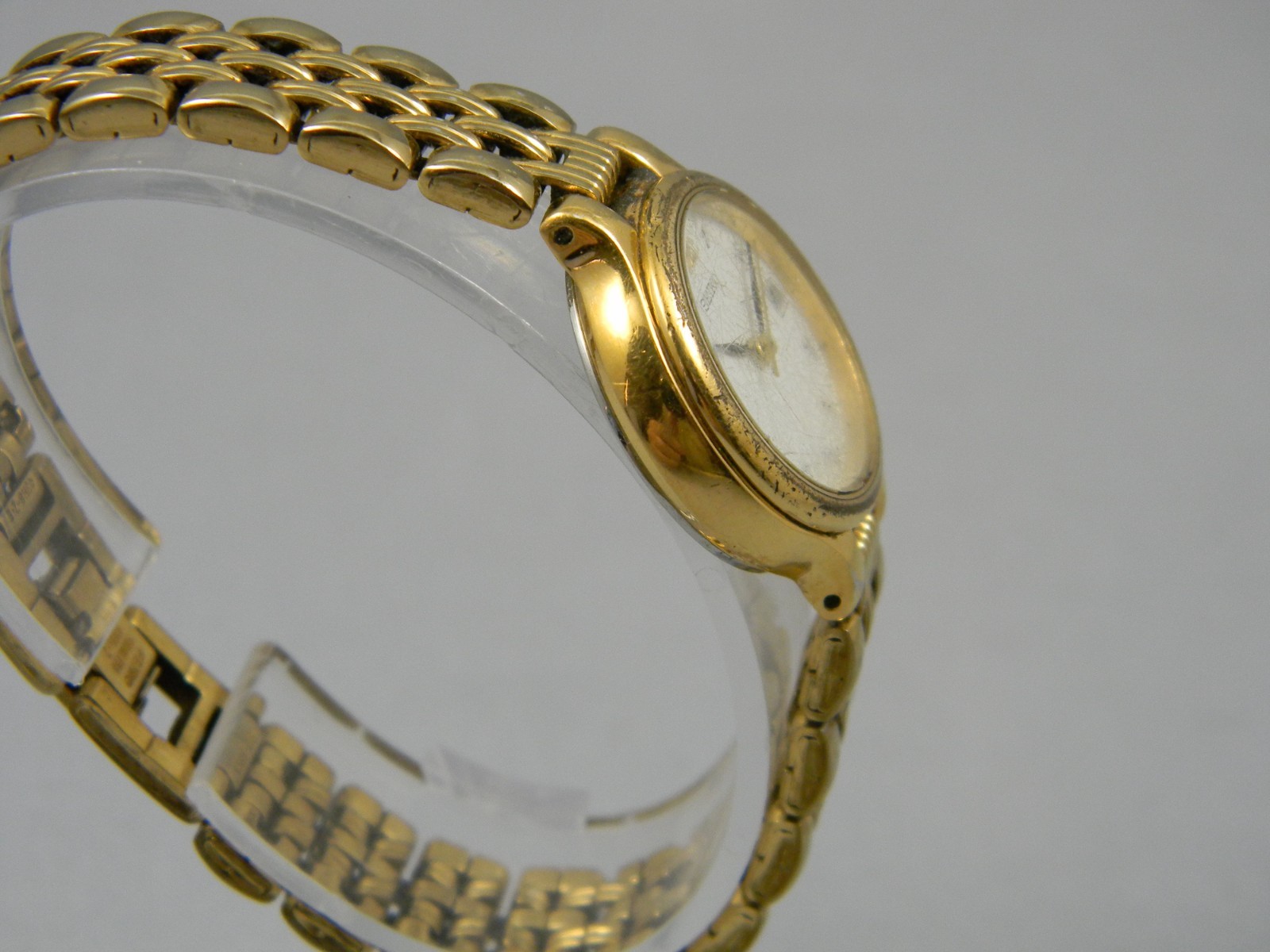 Vintage Seiko Watch Women 23mm Date Gold Tone Clasp Band 6.25″ New Battery