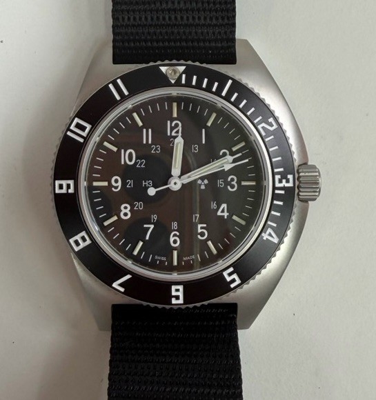 Marathon SSNAV ref WW194001SS Quartz Black No Date, Nylon Strap