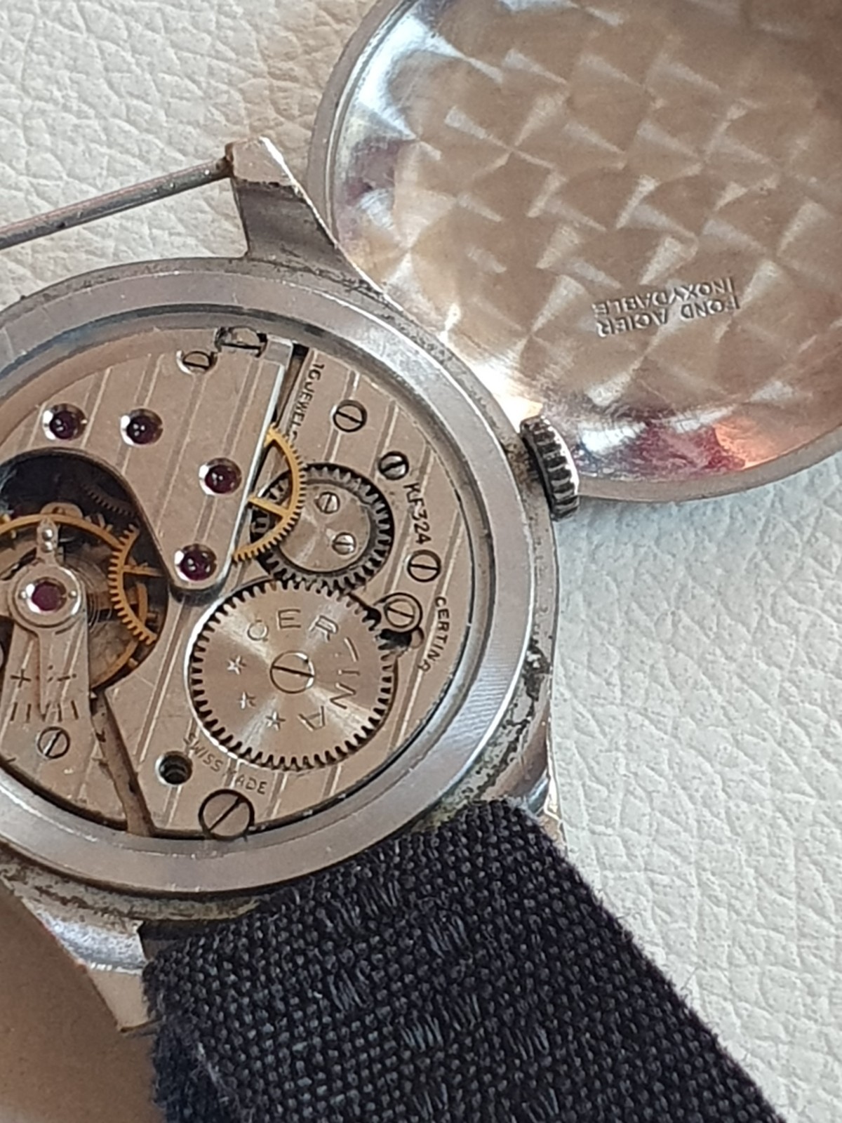 Vintage CERTINA 16 Jewels KF324 Swiss Made Watch, For Repair or Parts.
