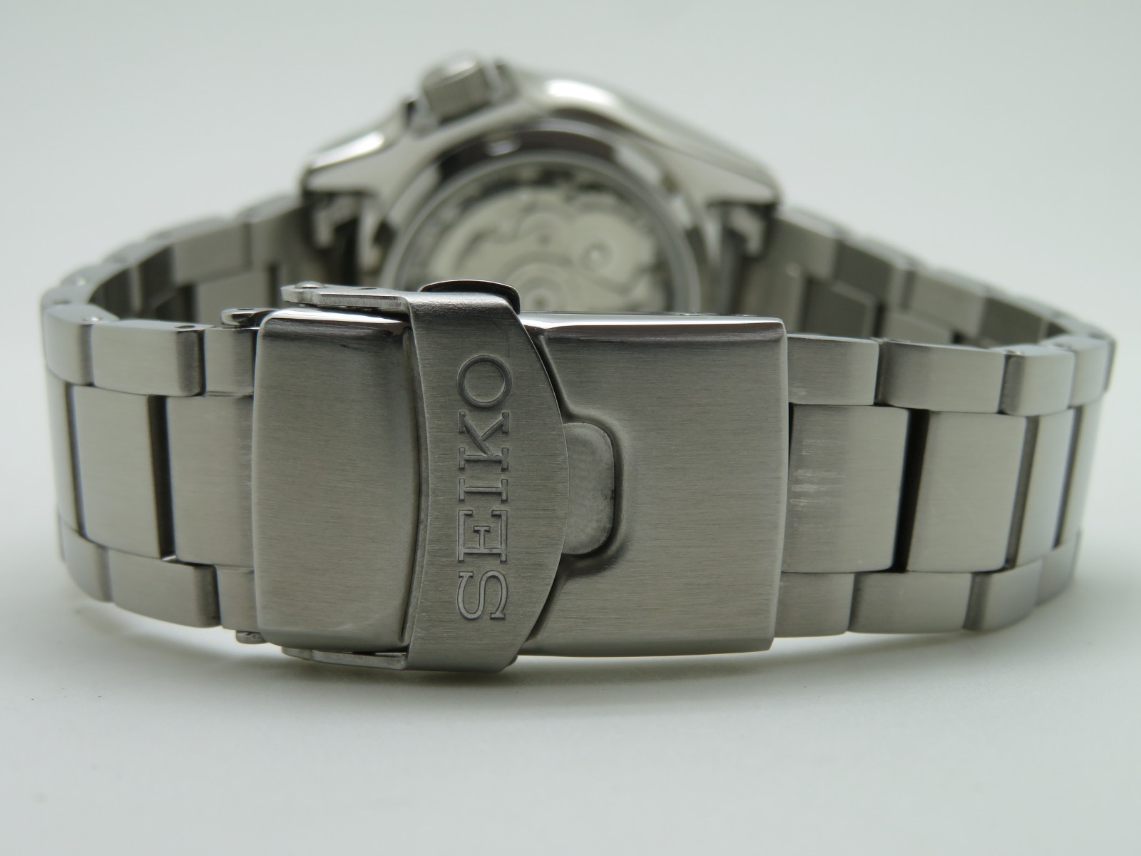 Seiko 5 Sports SRPE53K1 Men’s 38mm Stainless Steel Automatic Wristwatch