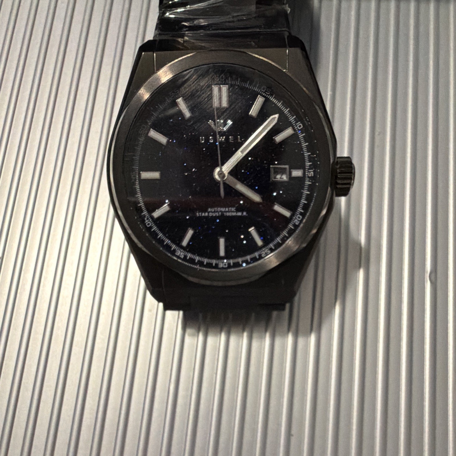 Uswel Star Dust 21J Automatic Watch 100m Stardust Dial Date Exhb Back Box