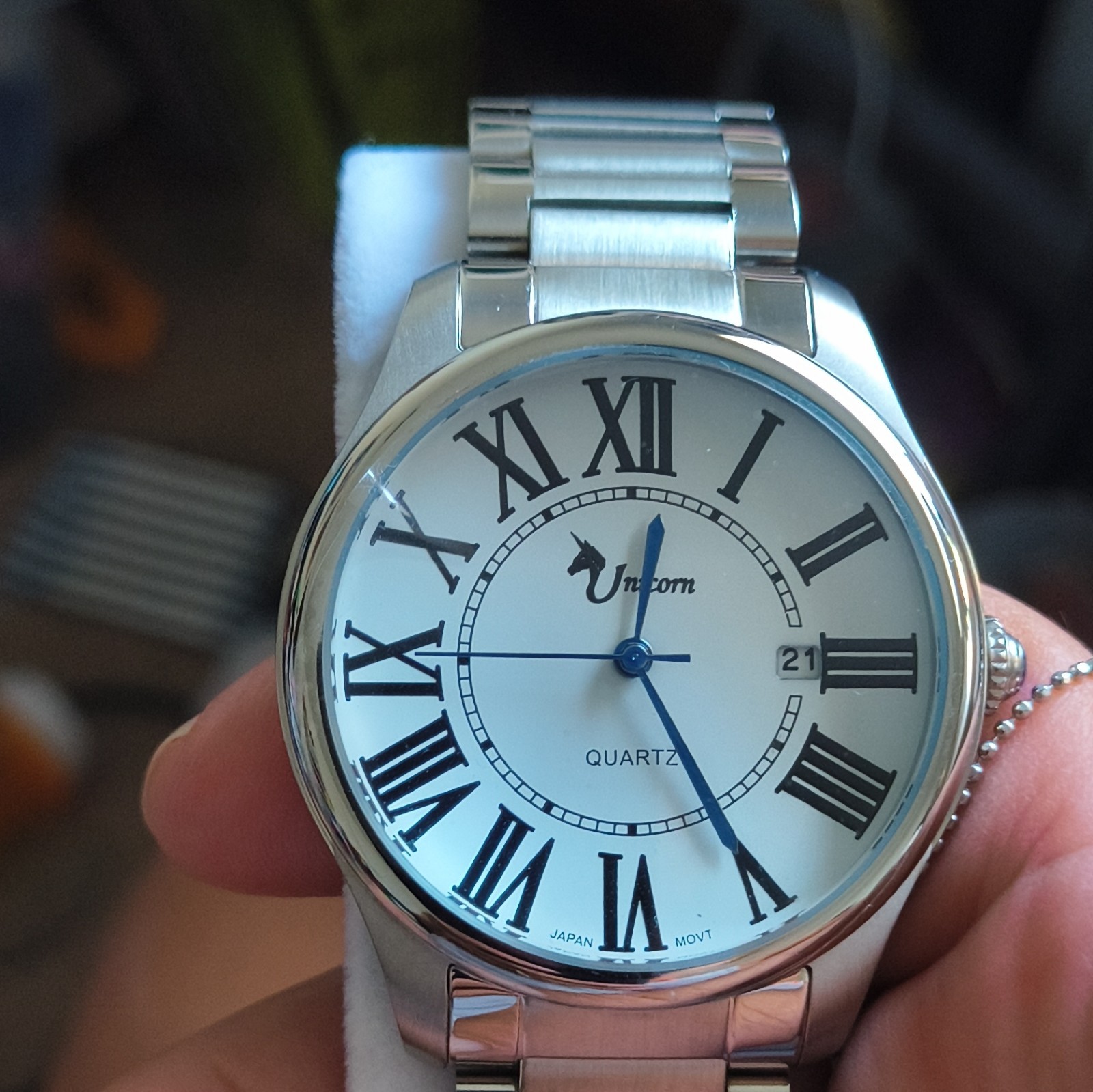 Unicorn Quartz Analog Watch White Dial Roman Numerals Silver Steel Date 30m