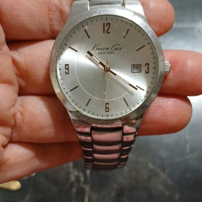 Kenneth Cole New York Men’s Quartz Analog Silver Dial Date Steel Bracelet WR 30m
