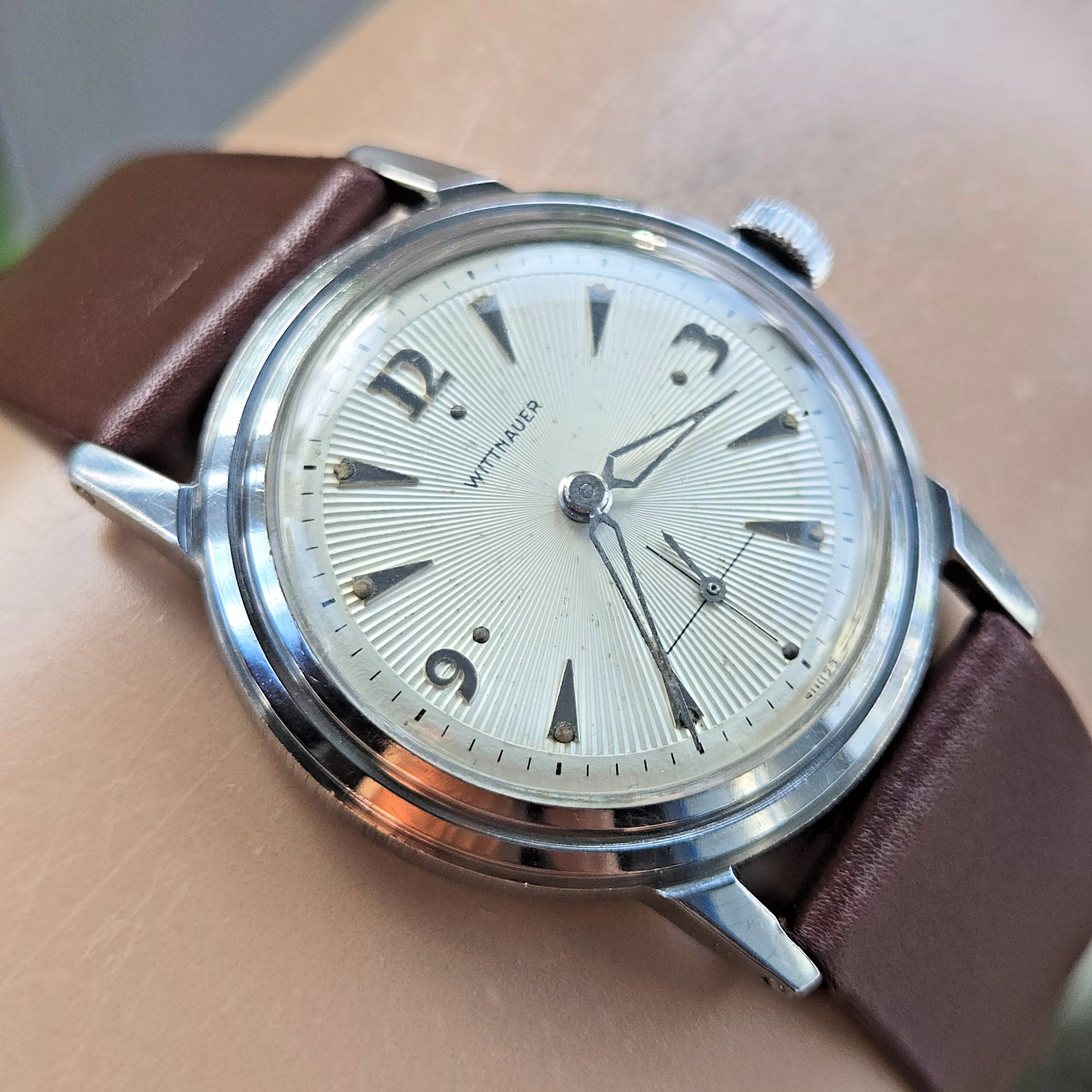 Vintage WITTNAUER men’s manual wind watch 10SG Sunburst dial 1950s