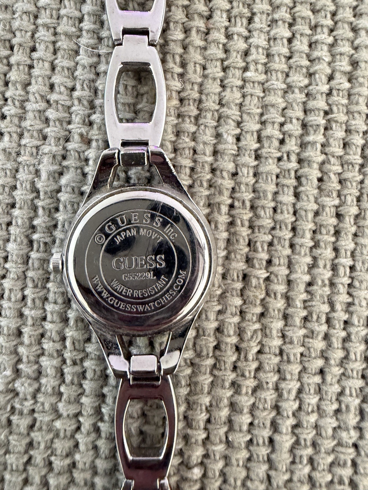 GUESS Women’s Quartz Water-Resistant Silver Tone Bracelet Watch Pink Dial