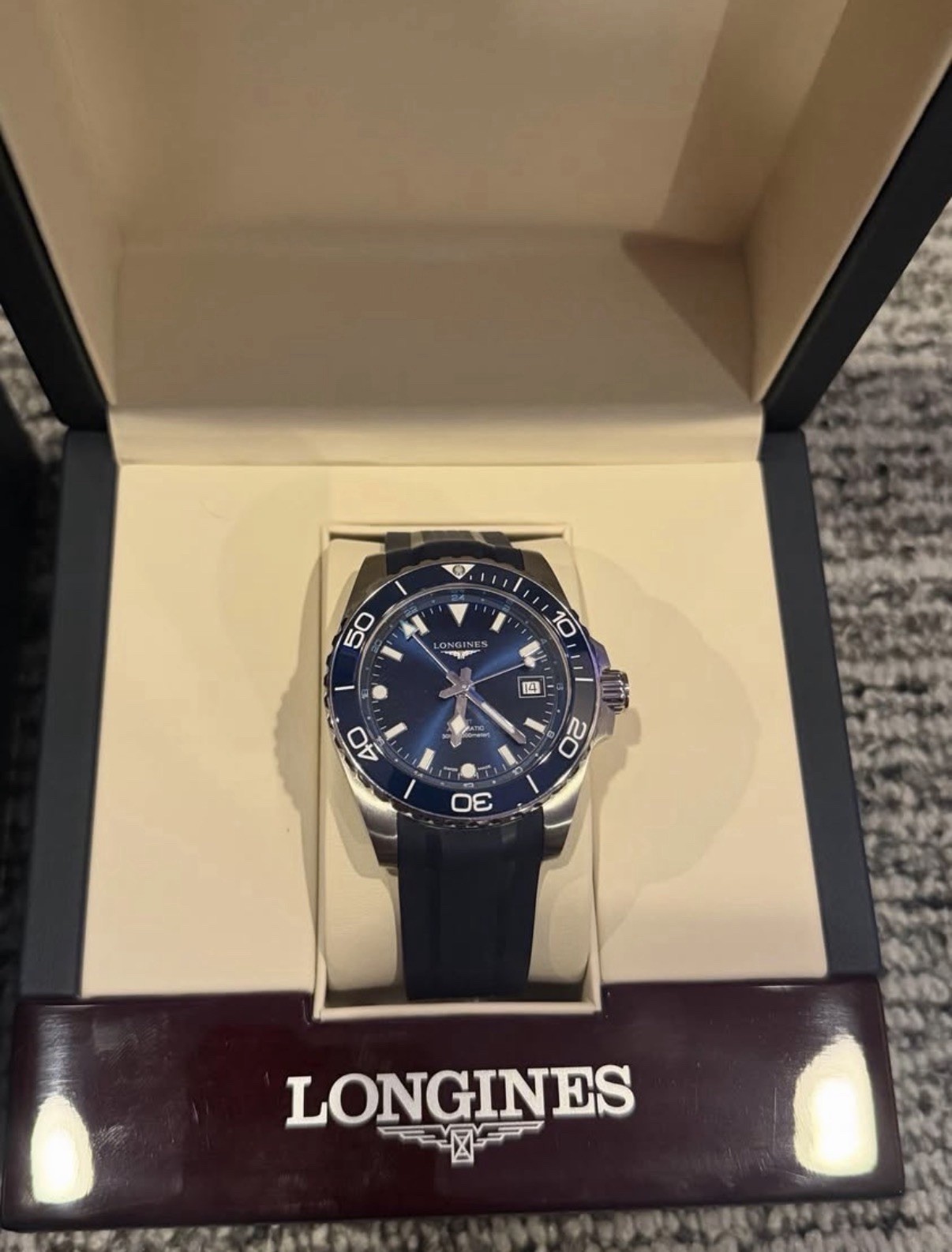 Longines HydroConquest GMT 41mm Blue Dial Auto 300m Blue Rubber Strap Box
