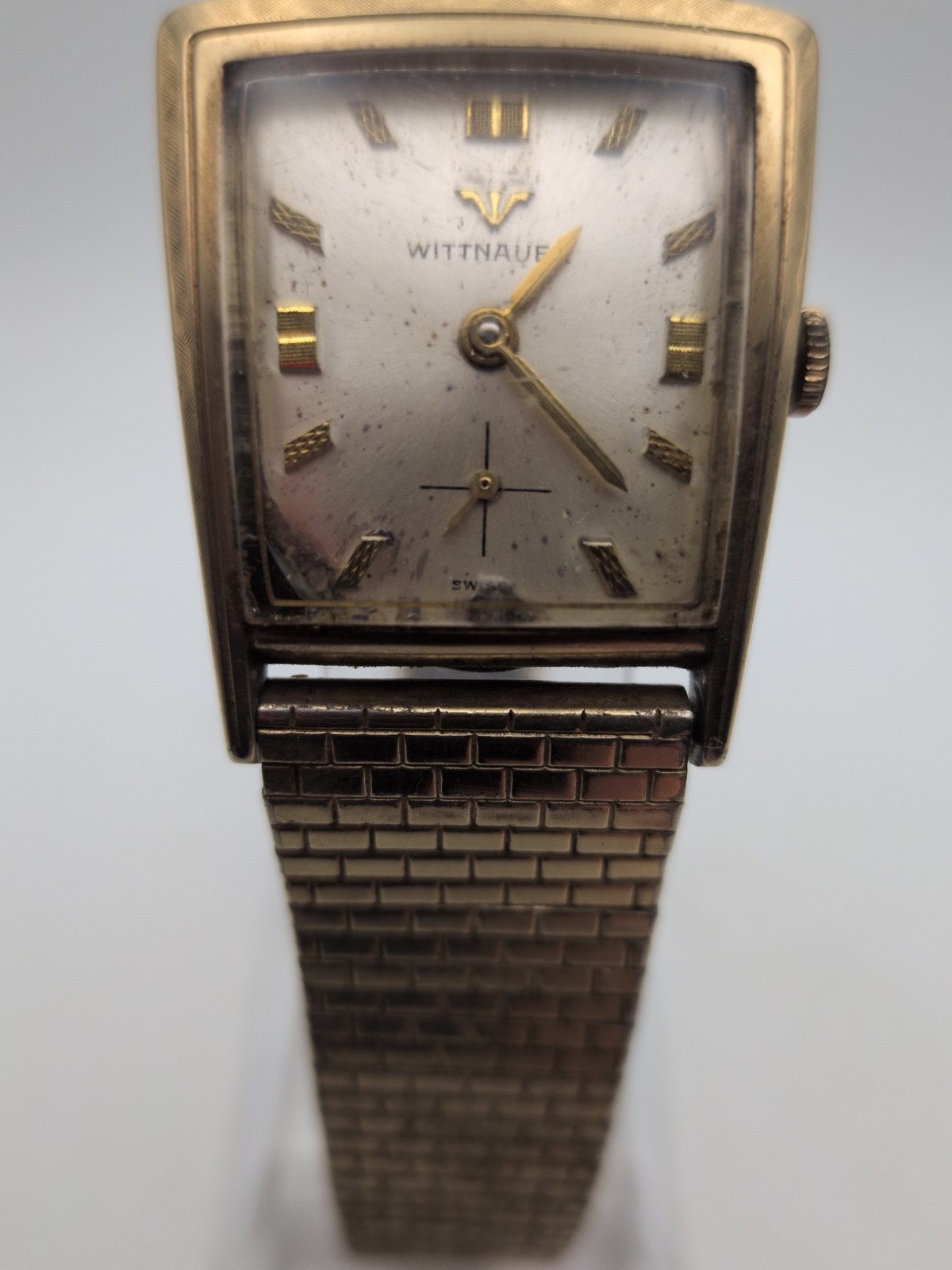 Vintage 1950’s Wittnauer Asymmetrical Men’s Watch 10K Gold Filled Case. Working