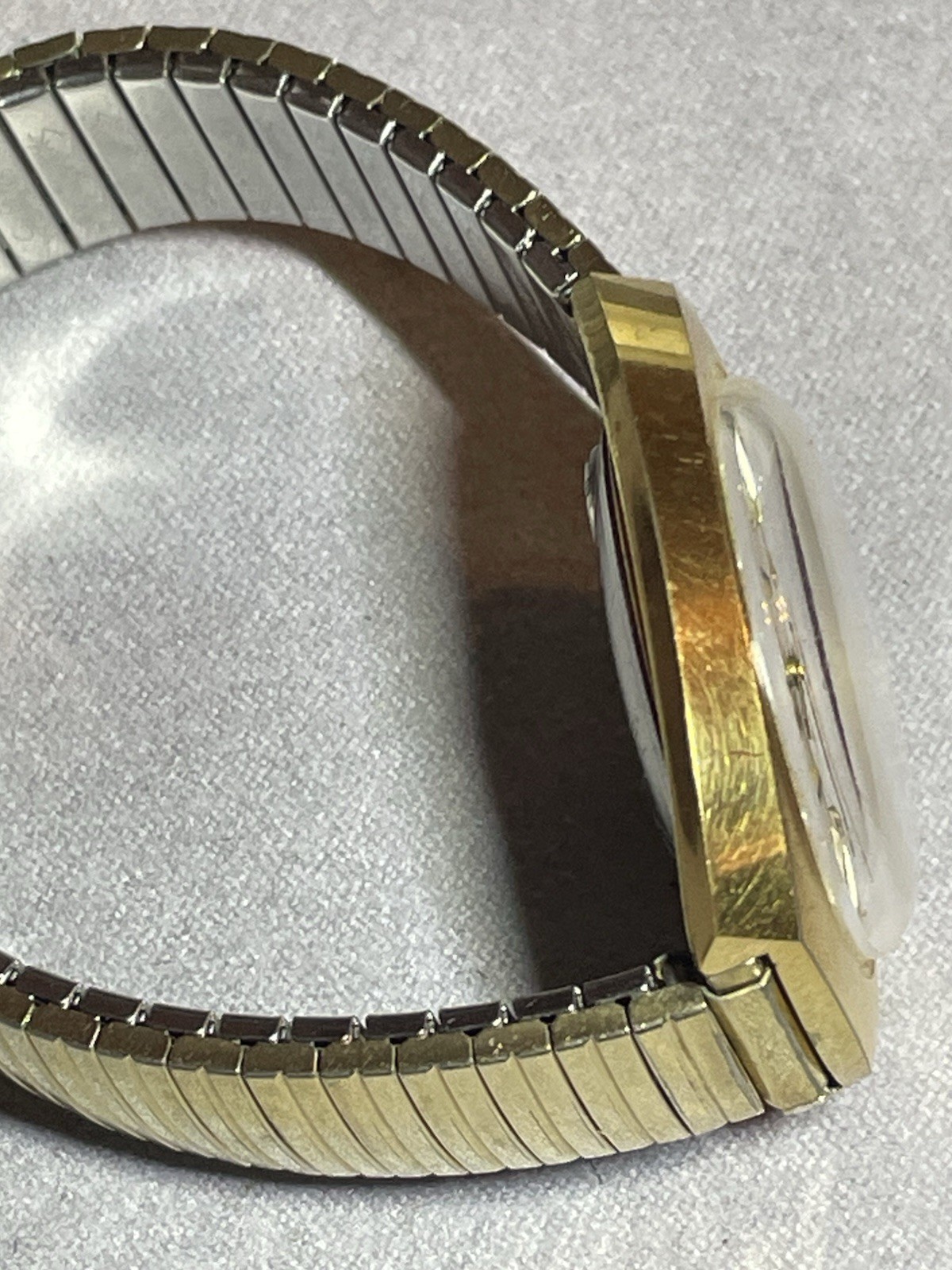 Vtg. Timex Electric Dynabeat, Dial England 76960-26277 Not Working Gold Plated