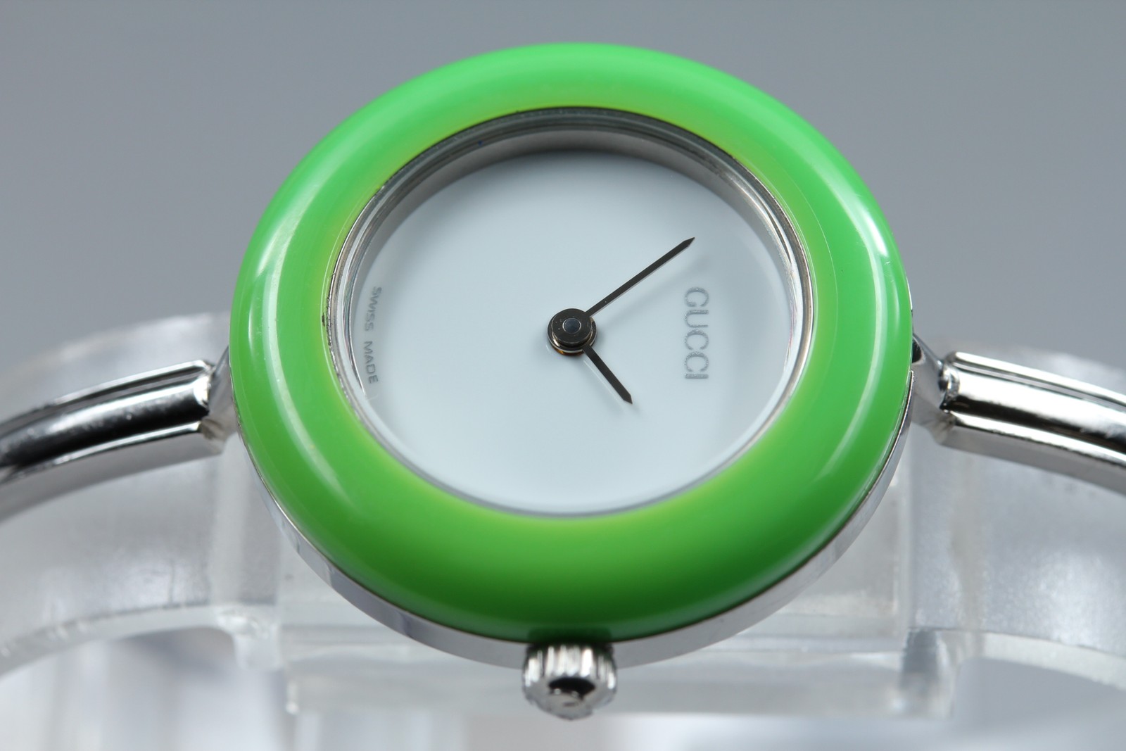 Vintage Gucci Change Bezel 11/12.2L Light Green Bezel Silver Women’s Qz Watch