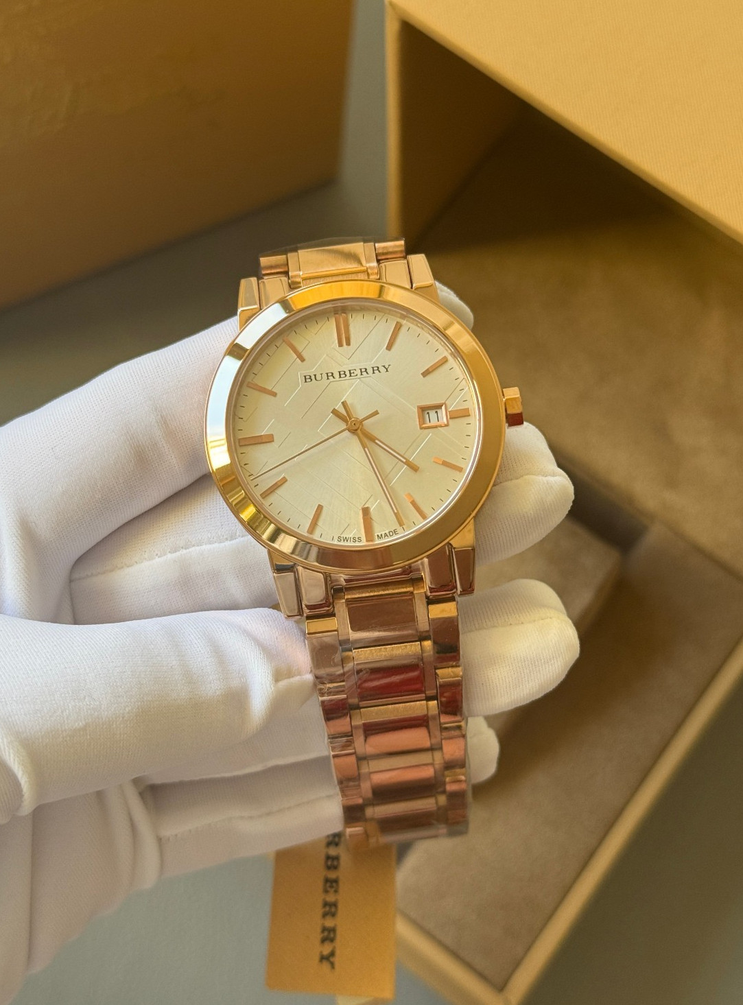 Brand New Burberry The City BU9004 Rose Gold Tone Stainless Steel Unisex Watch