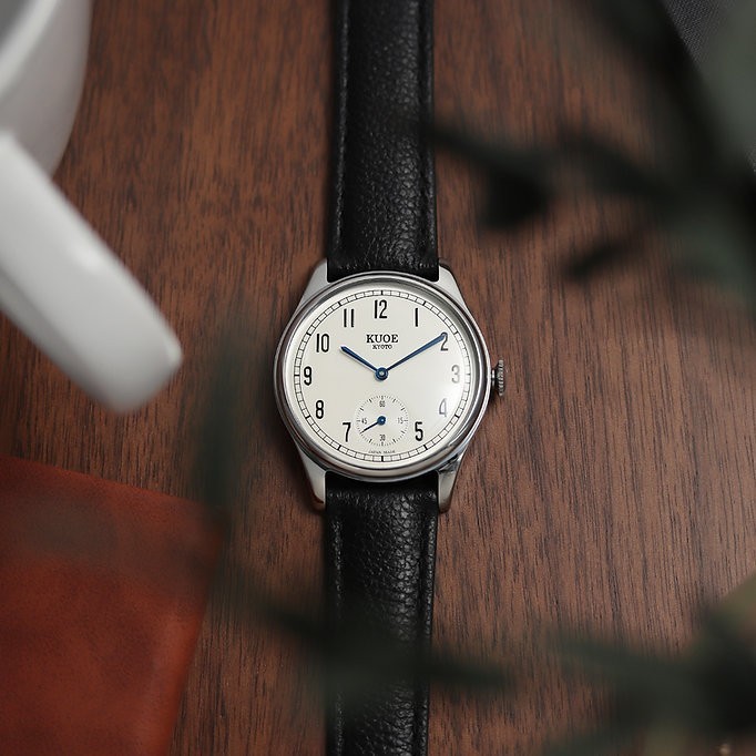 KUOE KYOTO Quartz Watch OLD SMITH 90-001 Black Band Cream Dial Blue Needle 35mm