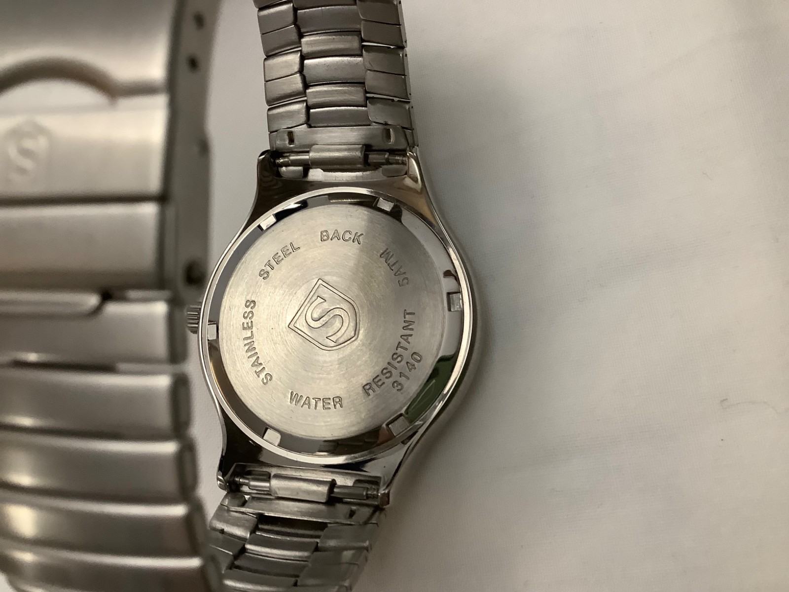 Mens New Sekonda Silver Dial 18cm Stainless Steel Strap. 5ATM water resistant