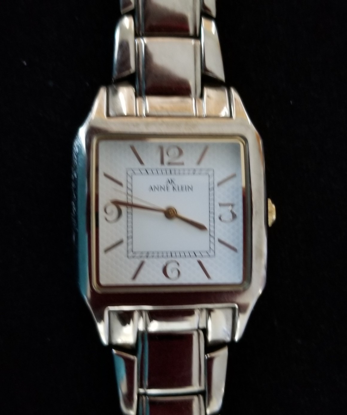 Anne Klein Silver Tone Watch 10/8389S Link Band 6.75″ Max Size New Battery