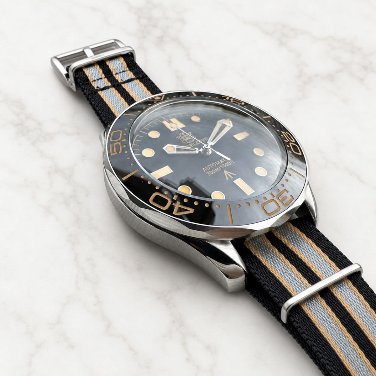 Men’s Stainless Diver Watch Black Orange Dial Luminous 300M Waterproof Steeldive