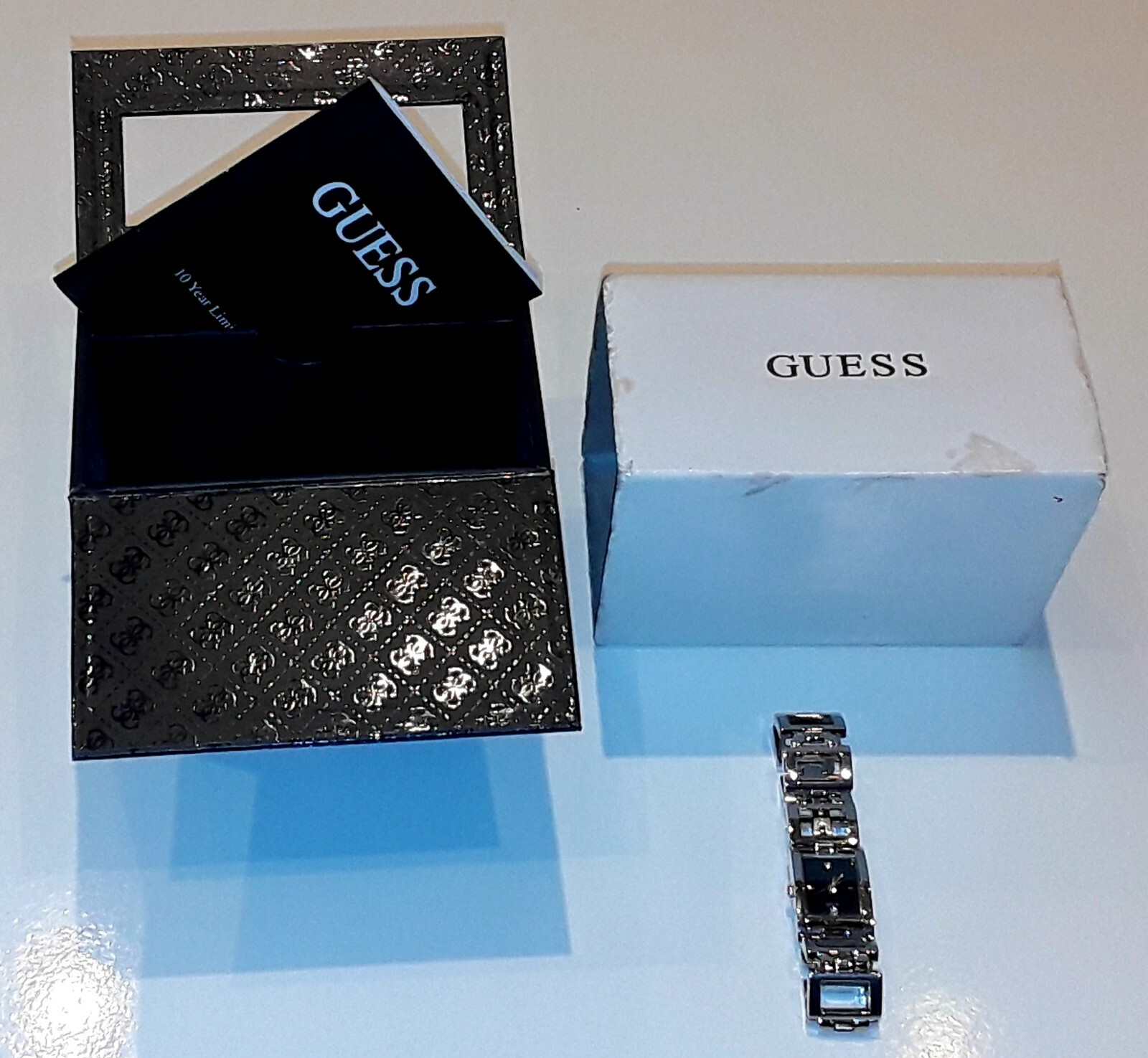 GUESS G86135L Womens Watch Stainless Steel 20mm Quartz Water Resistant 30M *VGC*