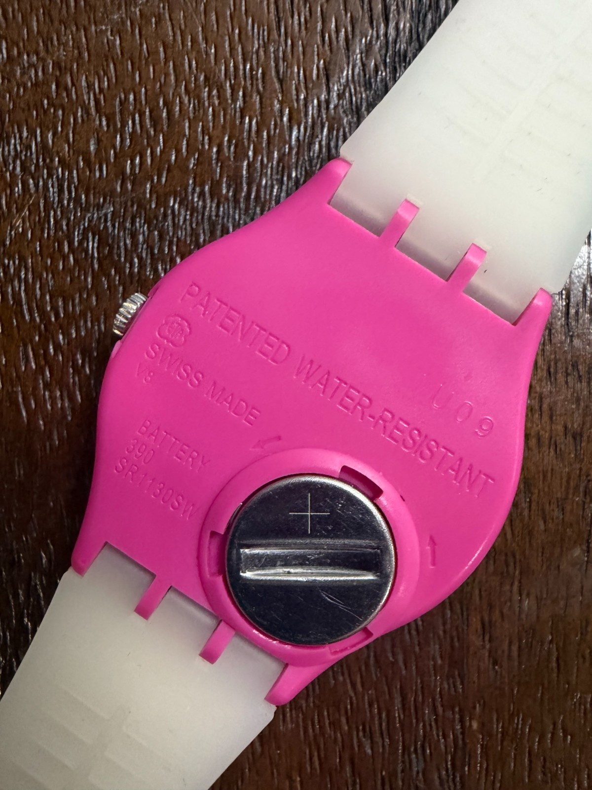 Swatch GZ301 Mona Masquee 2016 Gent Special Pop Art Pink 34mm With Box Running