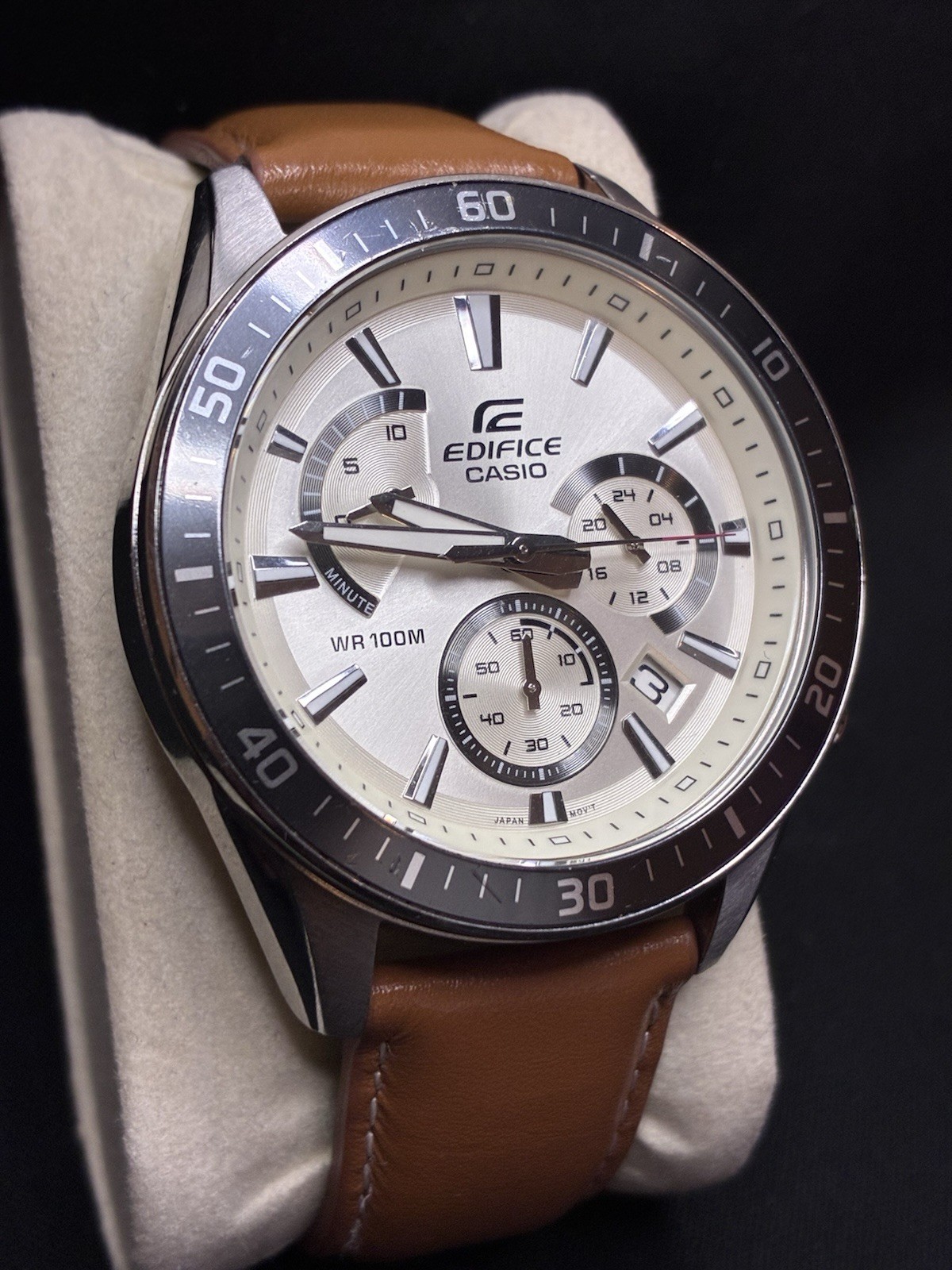 Casio Edifice Men’s Chronograph Watch Tan Leather Strap White Dial EFR-552L 100M