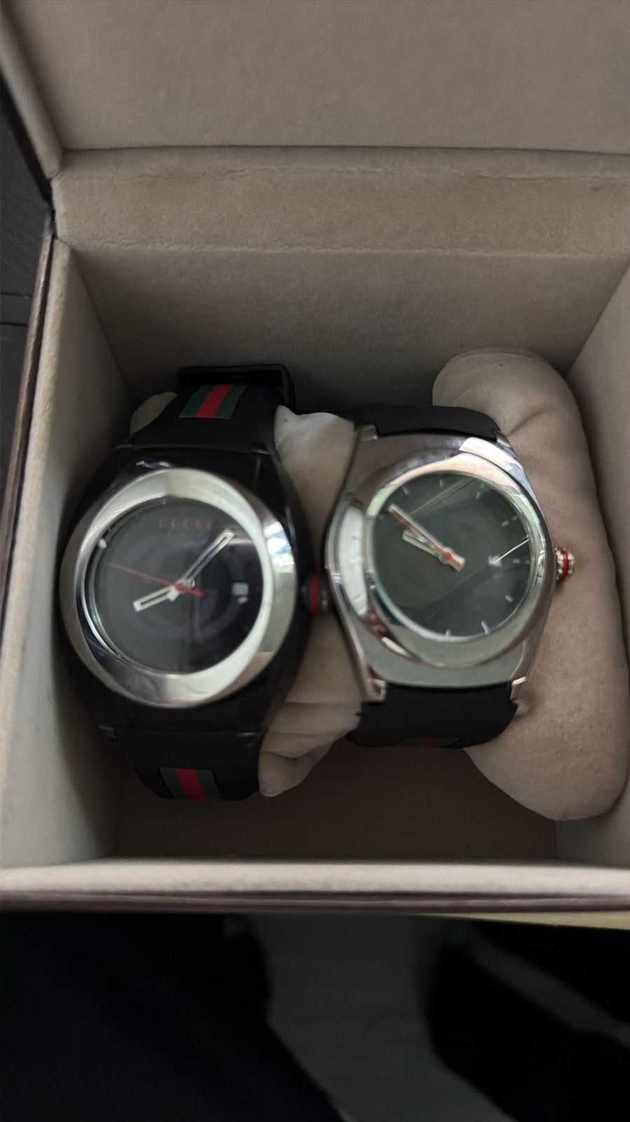 Gucci YA137101 Men’s Black Watch