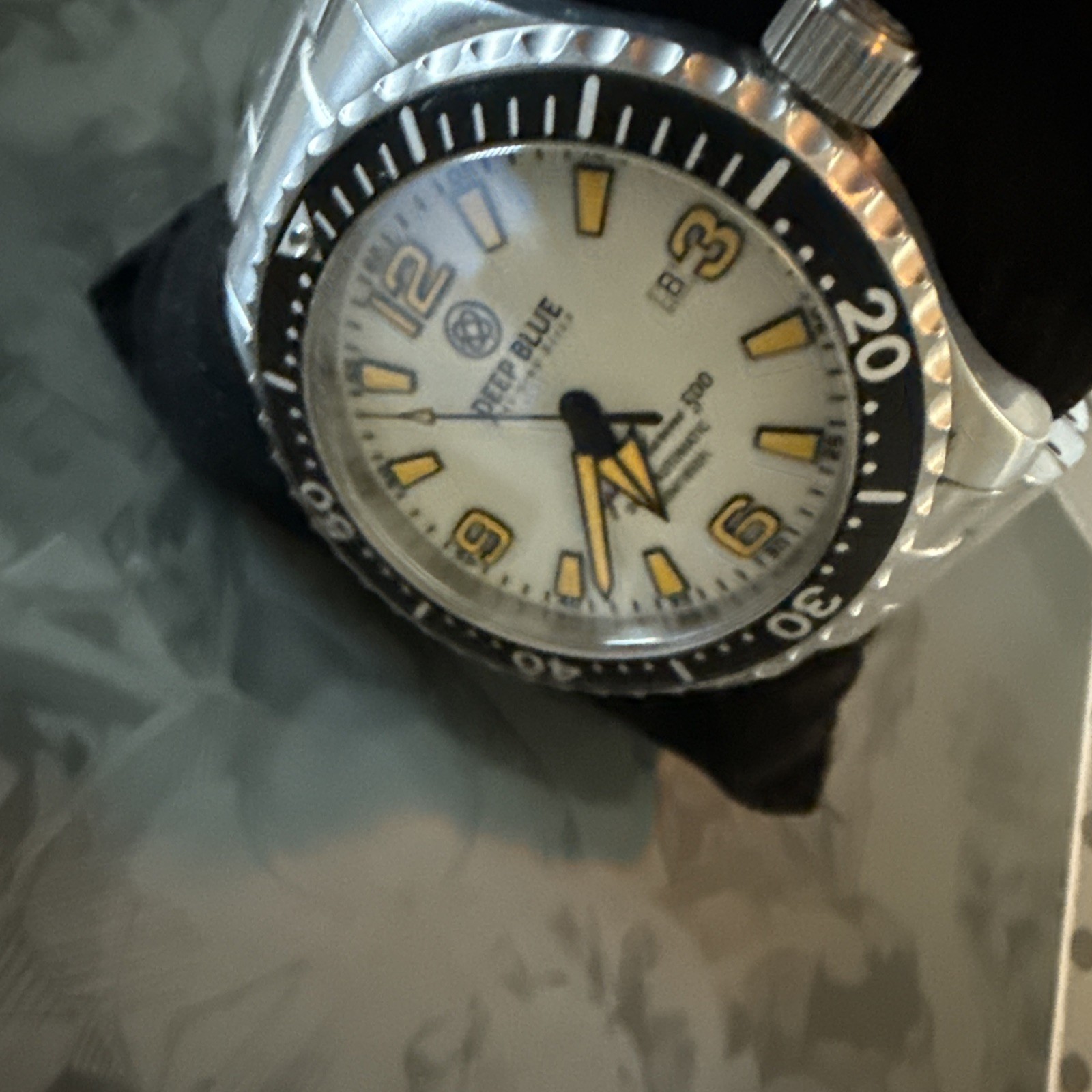 Deep Blue Alpha Marine 500 Full Lume Dial Automatic Sapphire #0256 Rare