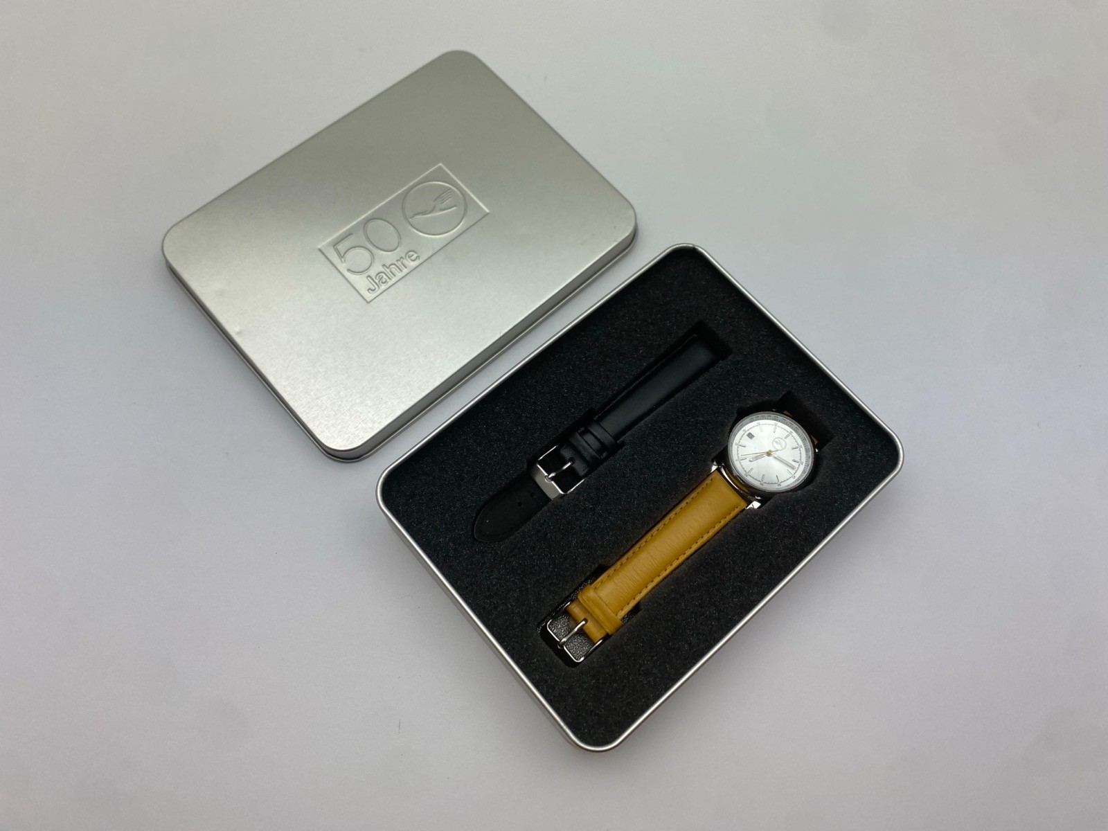 Lufthansa 50 Years Anniversary Watch Set Unisex Quartz 2 Straps Gift Box