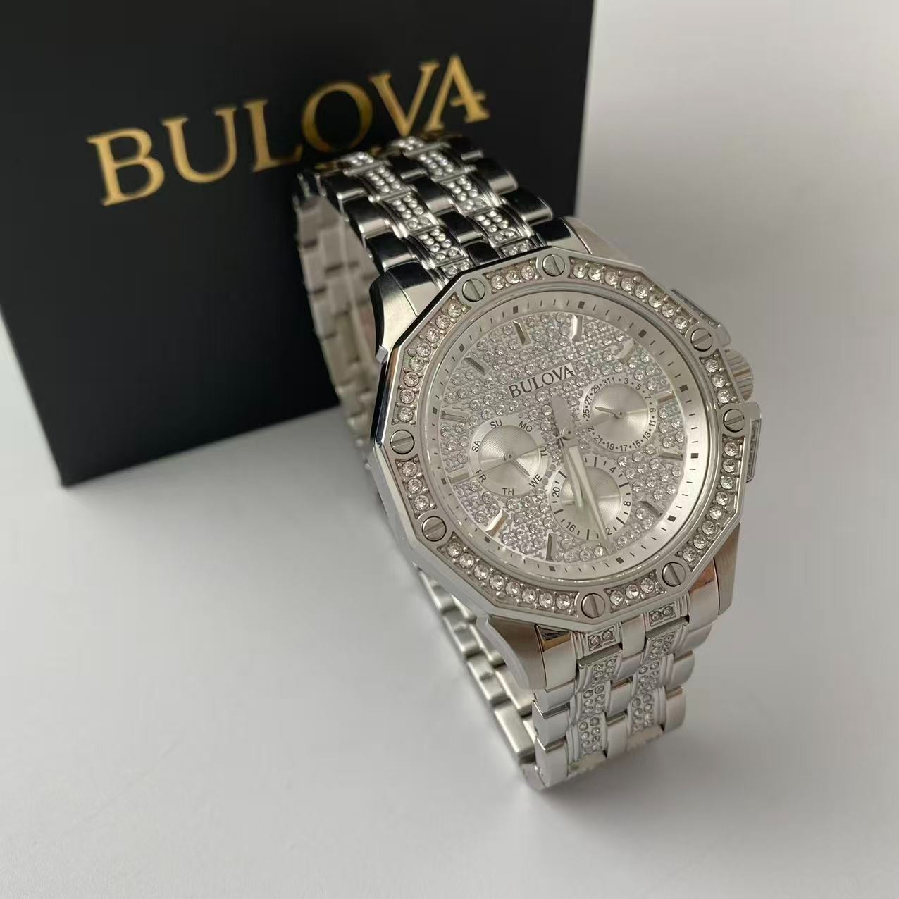 New Bulova 96C134 Octava Crystal Dial Stainless Steel Men’s Quartz Watch 41.5 mm