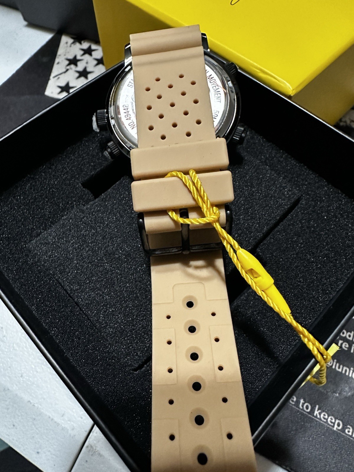 Invicta Pro Diver DigiQuartz Men’s Watch – 46.5mm, Tan (49448) (msrp: 130)