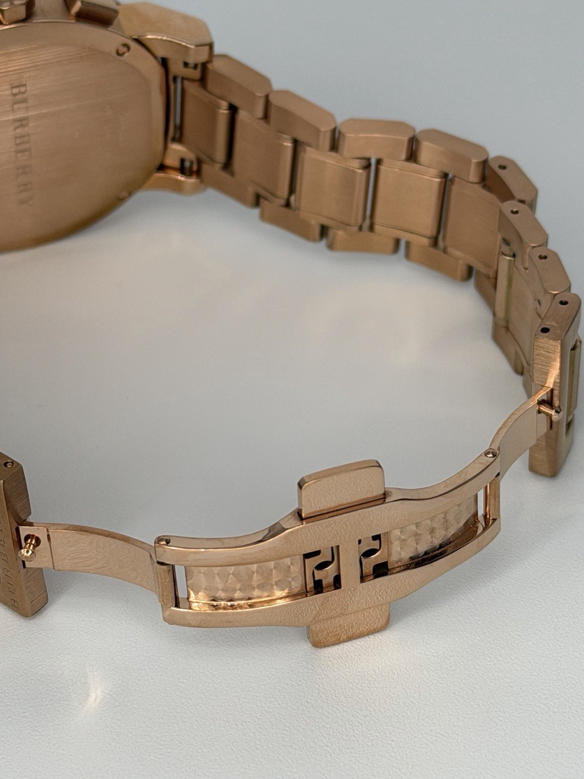 BURBERRY The City BU9353 Classic Chronograph 42mm Rose Gold Unisex Wristwatch