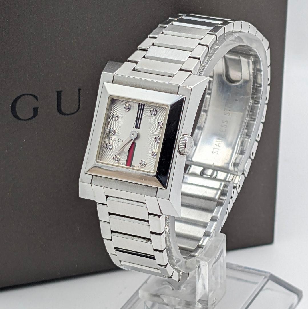 Gucci 111L Diamond 10P Square Silver Dial Women’s Quartz Watch Box Booklet