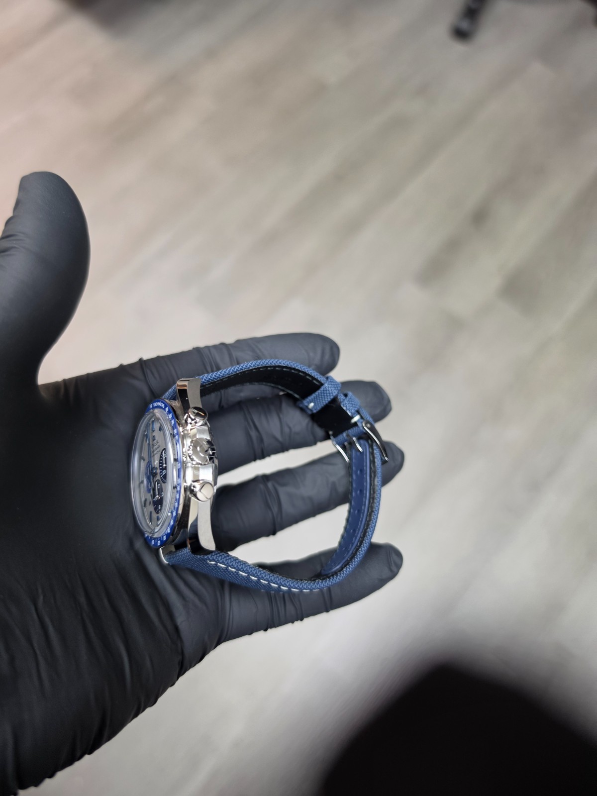 OMEGA Speedmaster Anniversary Series 310.32.42.50.02.001 “Silver Snoopy Award”