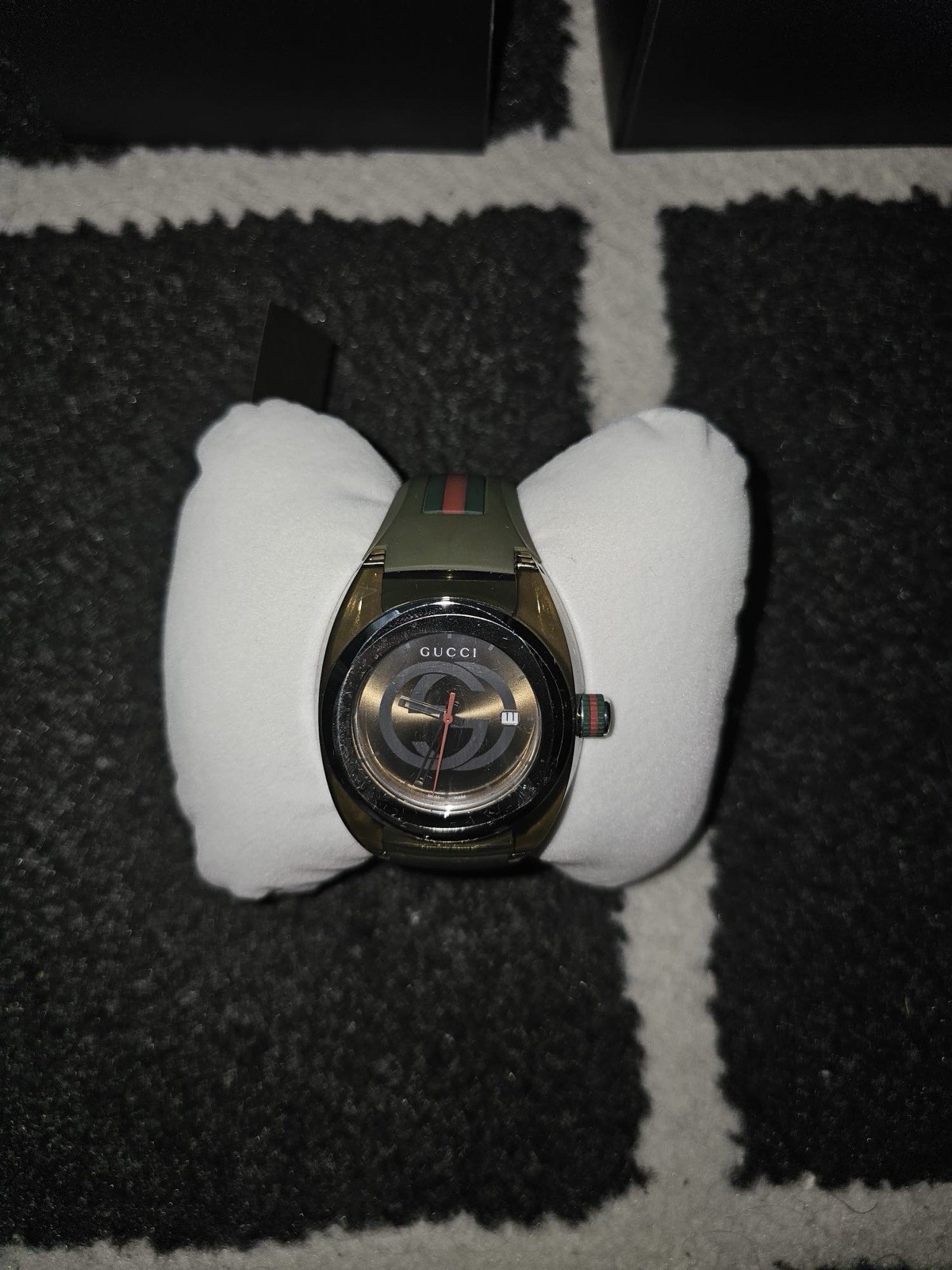 Gucci Sync XXL YA137106 Unisex Wrist Watch
