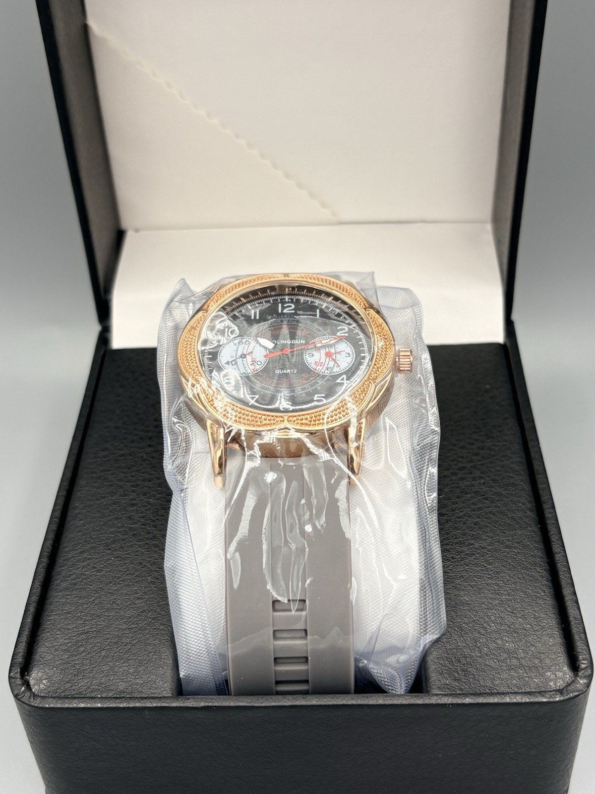 ROLINGDUN Quartz Watch Rose Gold Tone Black Dial Gray Silicone Strap New